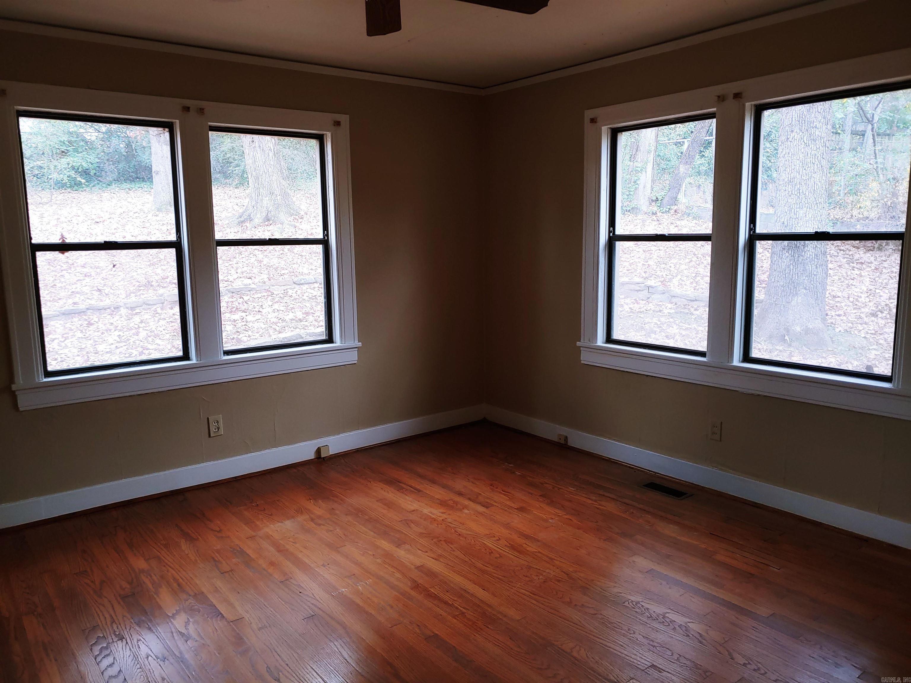 Glendale - Residential Income