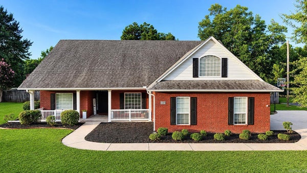 1012 W HOLLAND AVE, WHITE HALL, AR 71602 - Image a4ff686ab088a3caa3b30a0e908c4ce5/4267838638