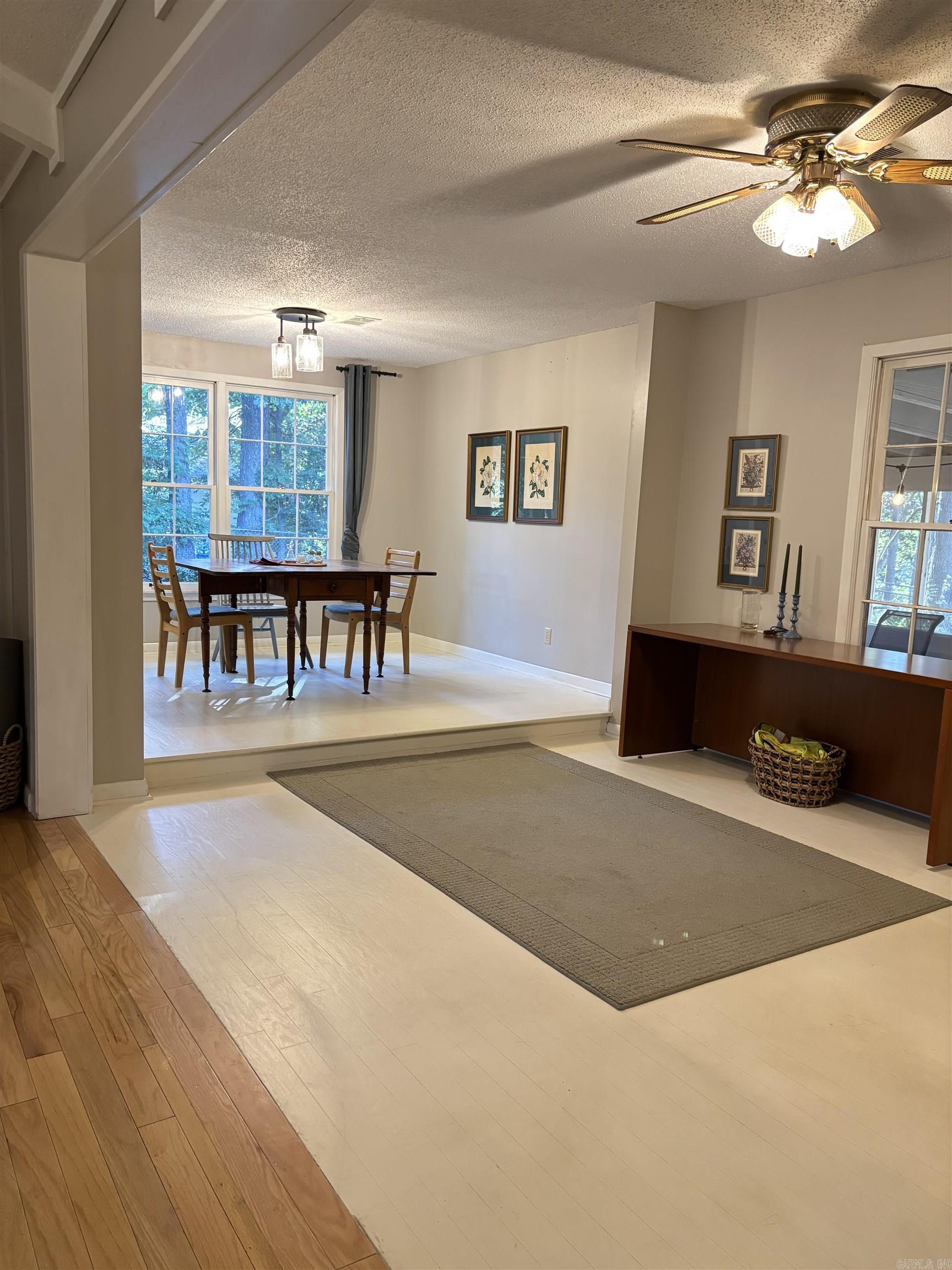 INDIAN HILLS - Residential