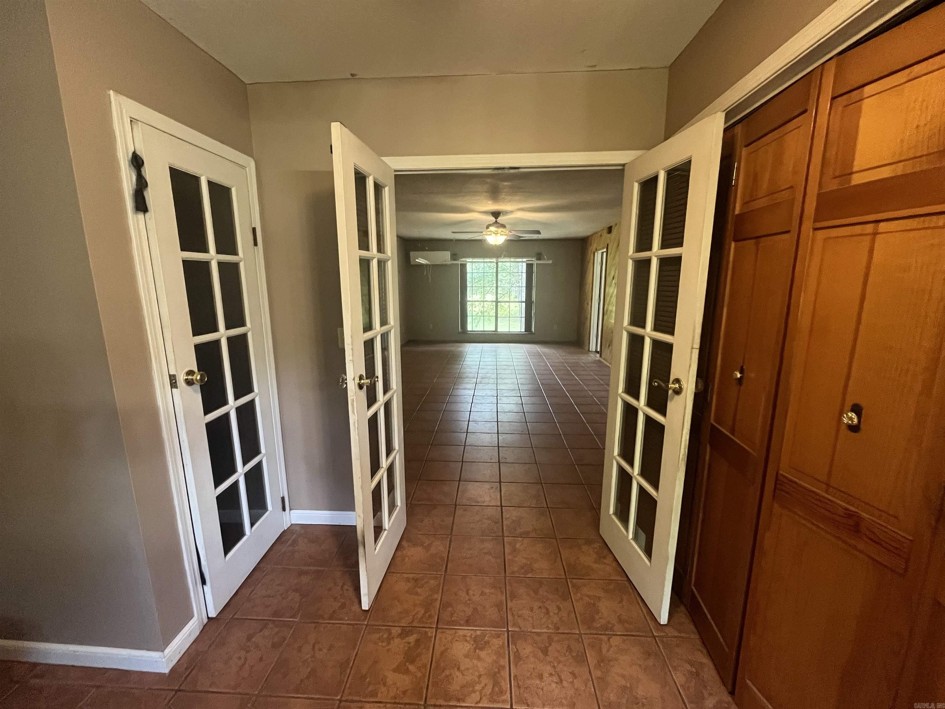 Heber Outside - Residential