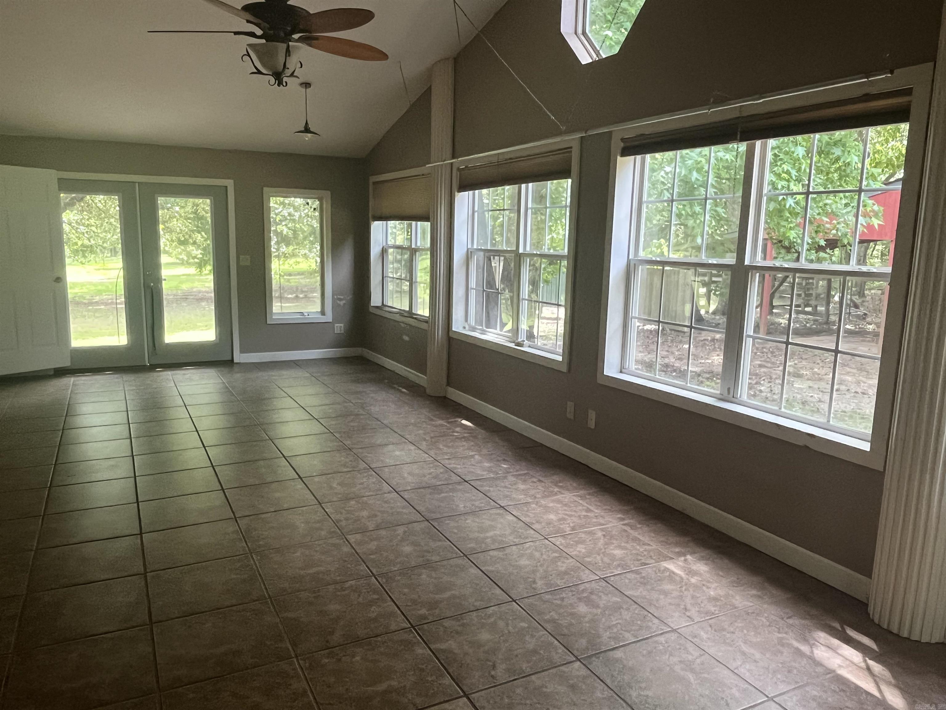 Heber Outside - Residential