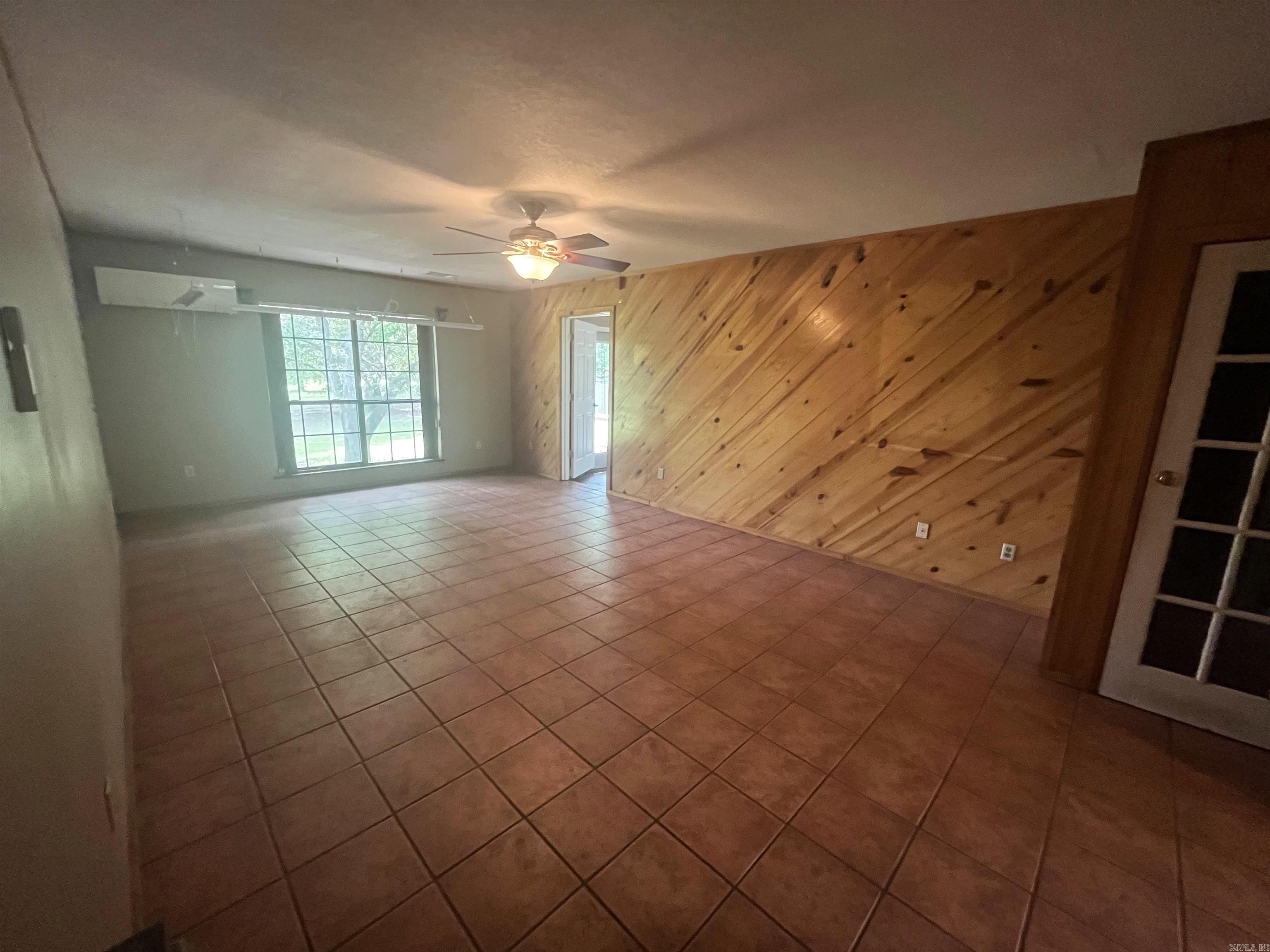 Heber Outside - Residential
