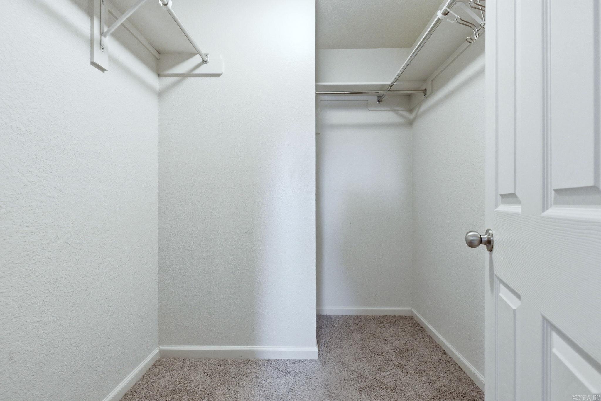 WHITE OAK CROSSING - Residential