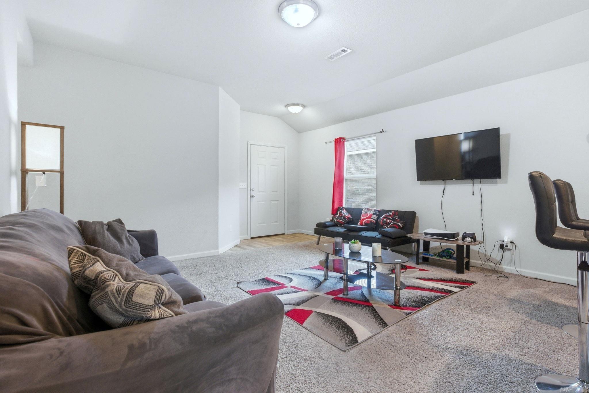 WHITE OAK CROSSING - Residential