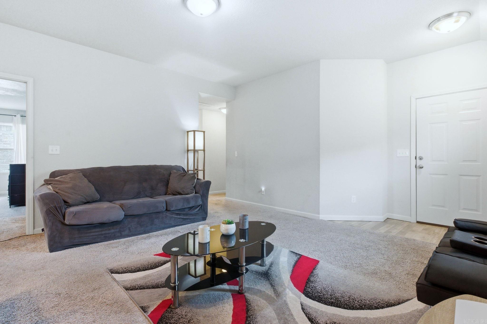 WHITE OAK CROSSING - Residential