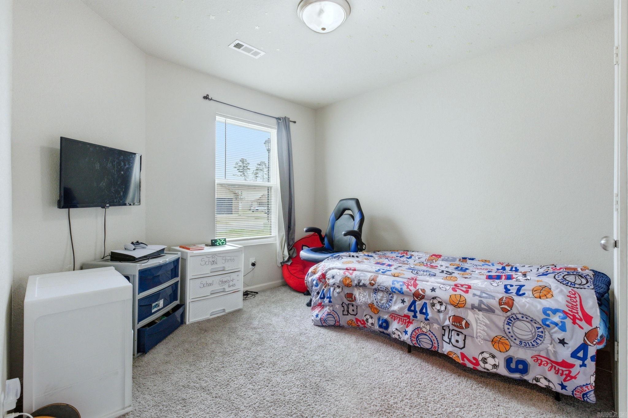 WHITE OAK CROSSING - Residential