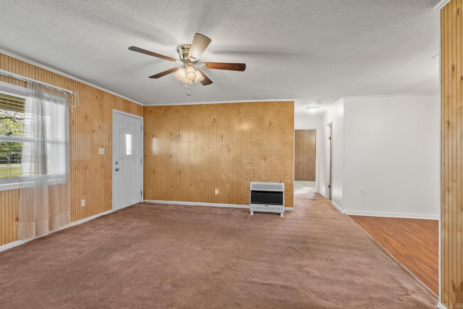 SADDLEWOOD ACRES - Residential