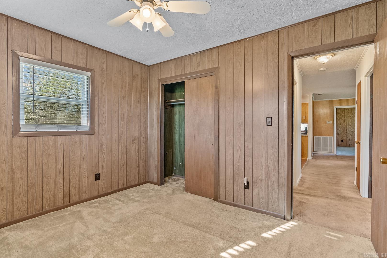 SADDLEWOOD ACRES - Residential