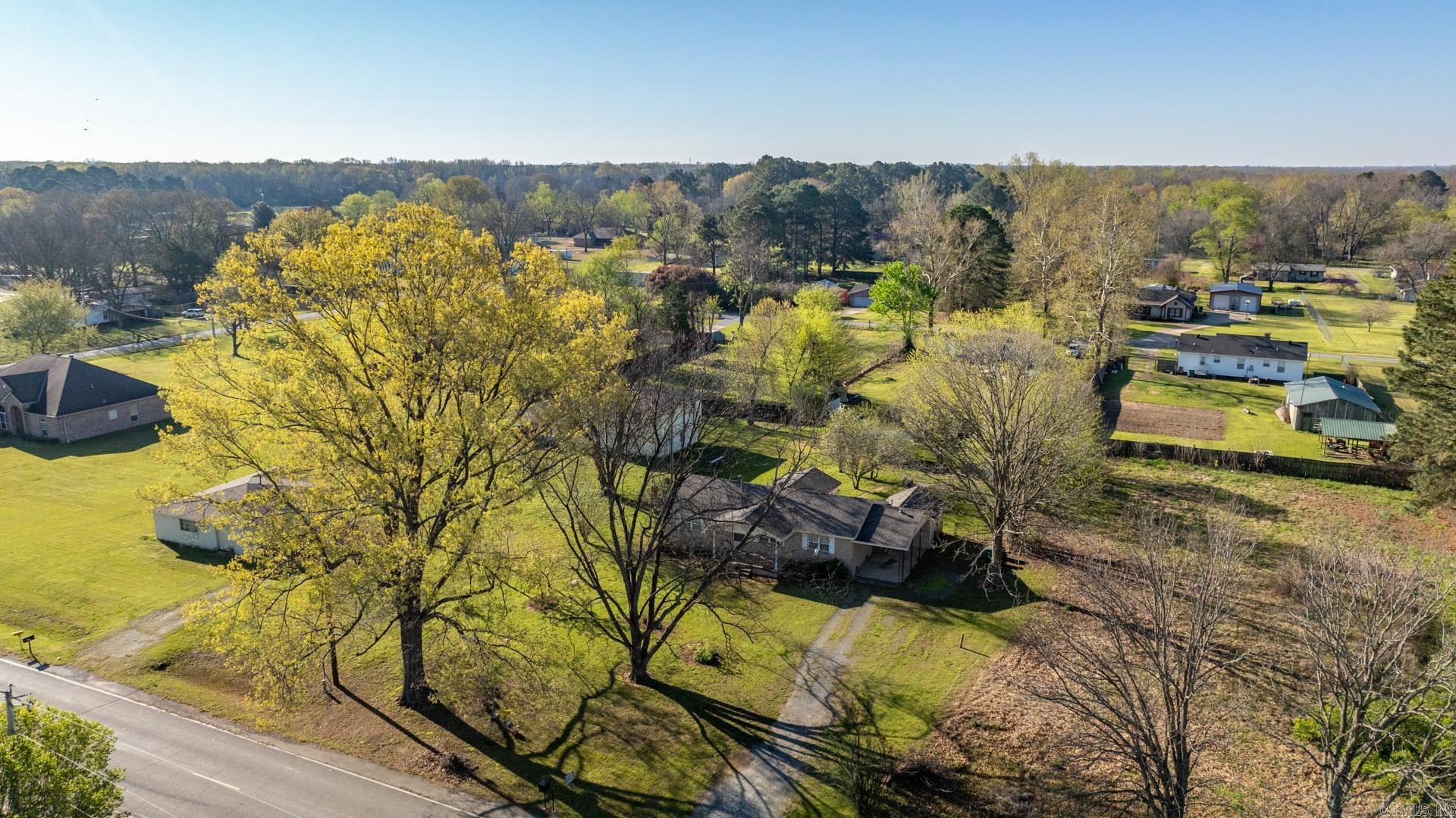 SADDLEWOOD ACRES - Residential