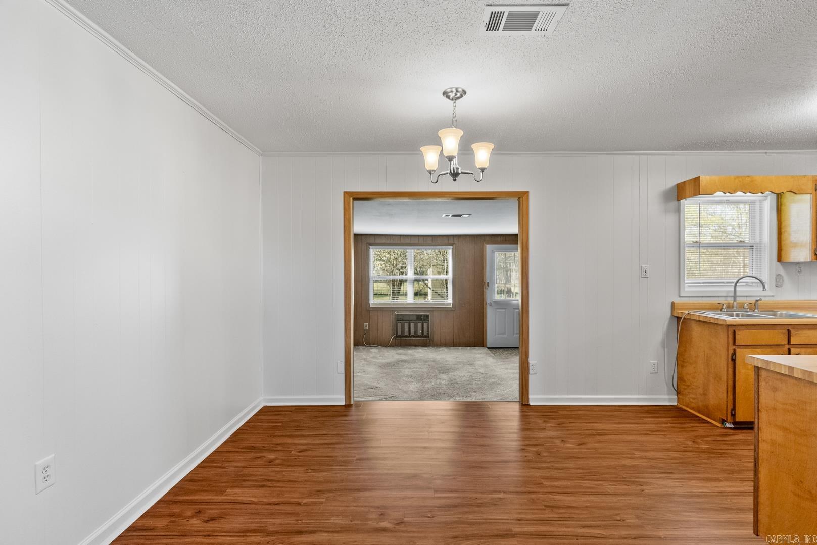 SADDLEWOOD ACRES - Residential