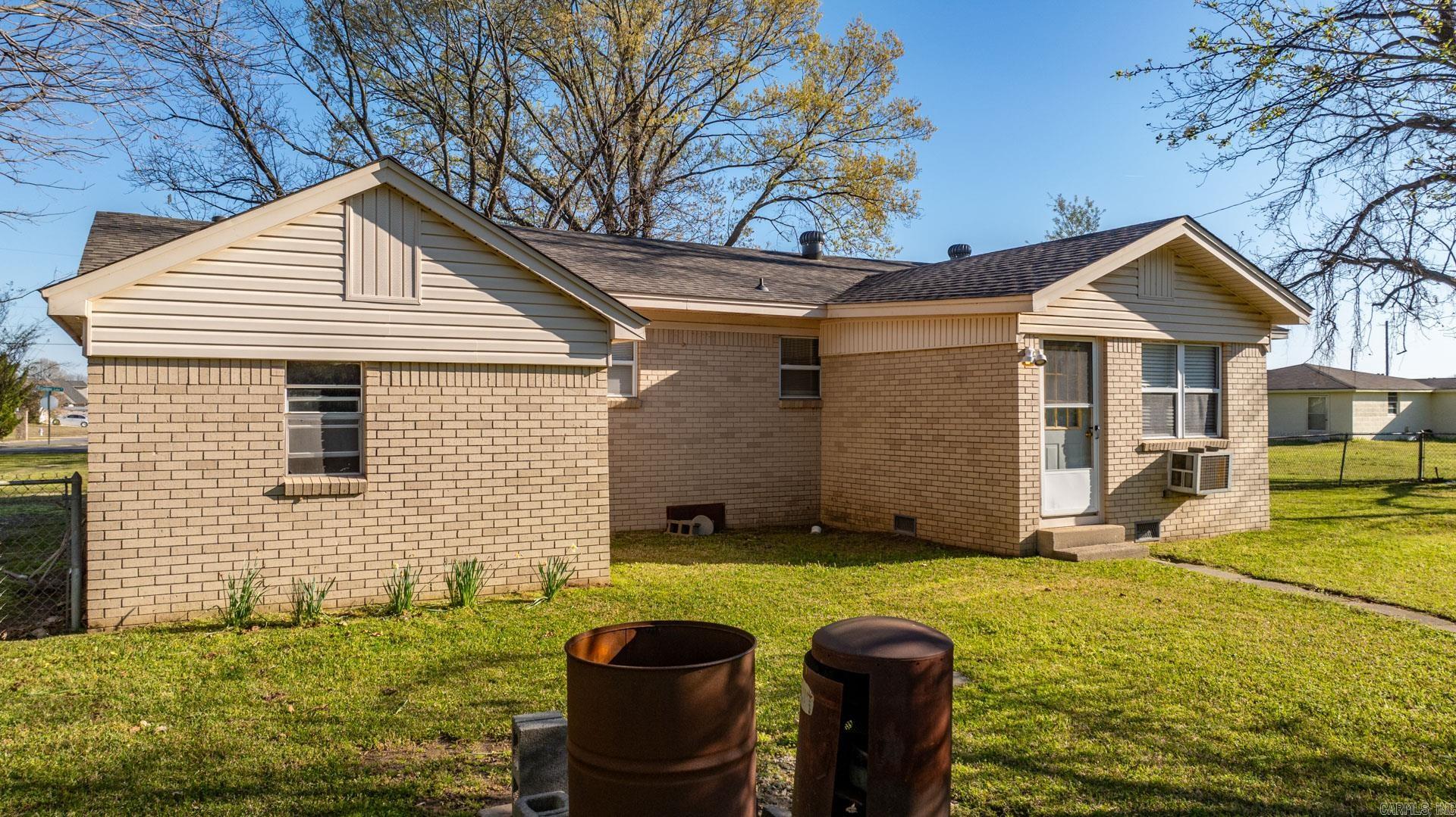 SADDLEWOOD ACRES - Residential