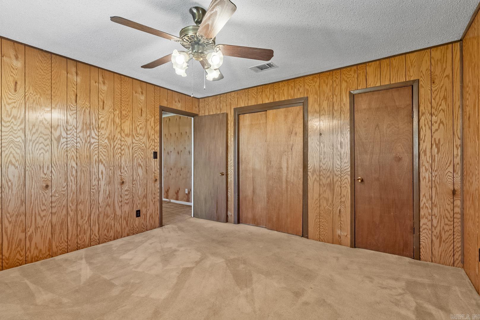 SADDLEWOOD ACRES - Residential