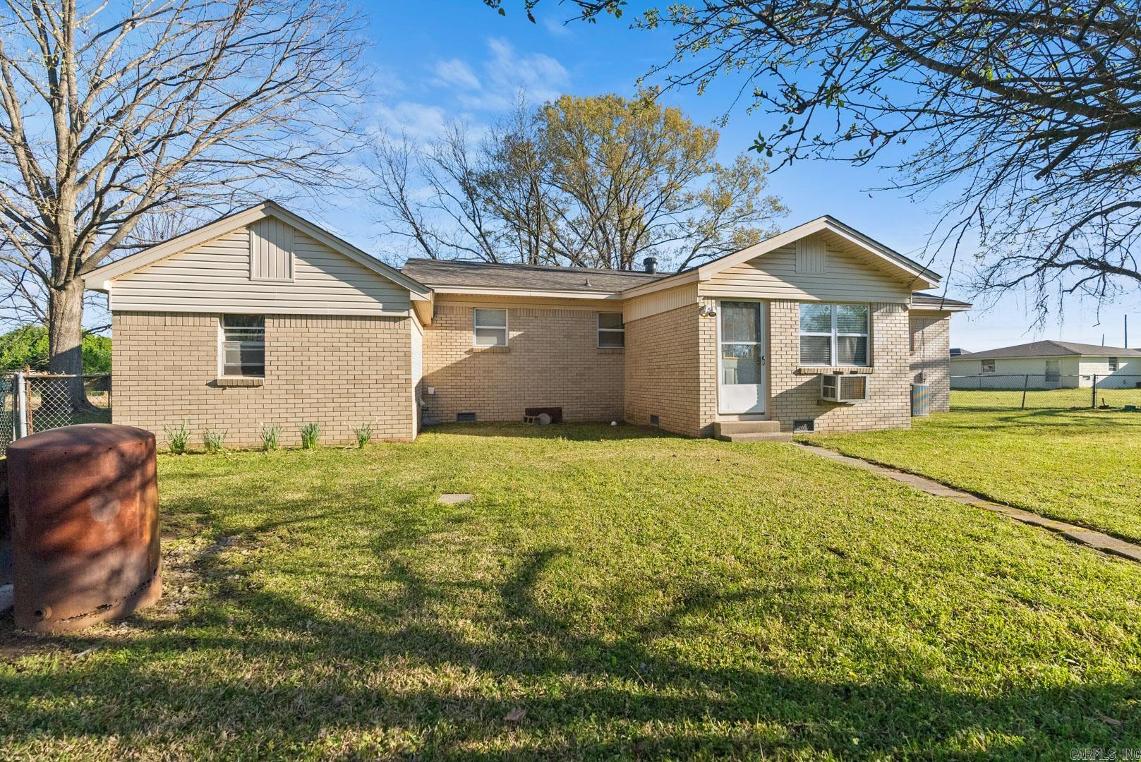 SADDLEWOOD ACRES - Residential