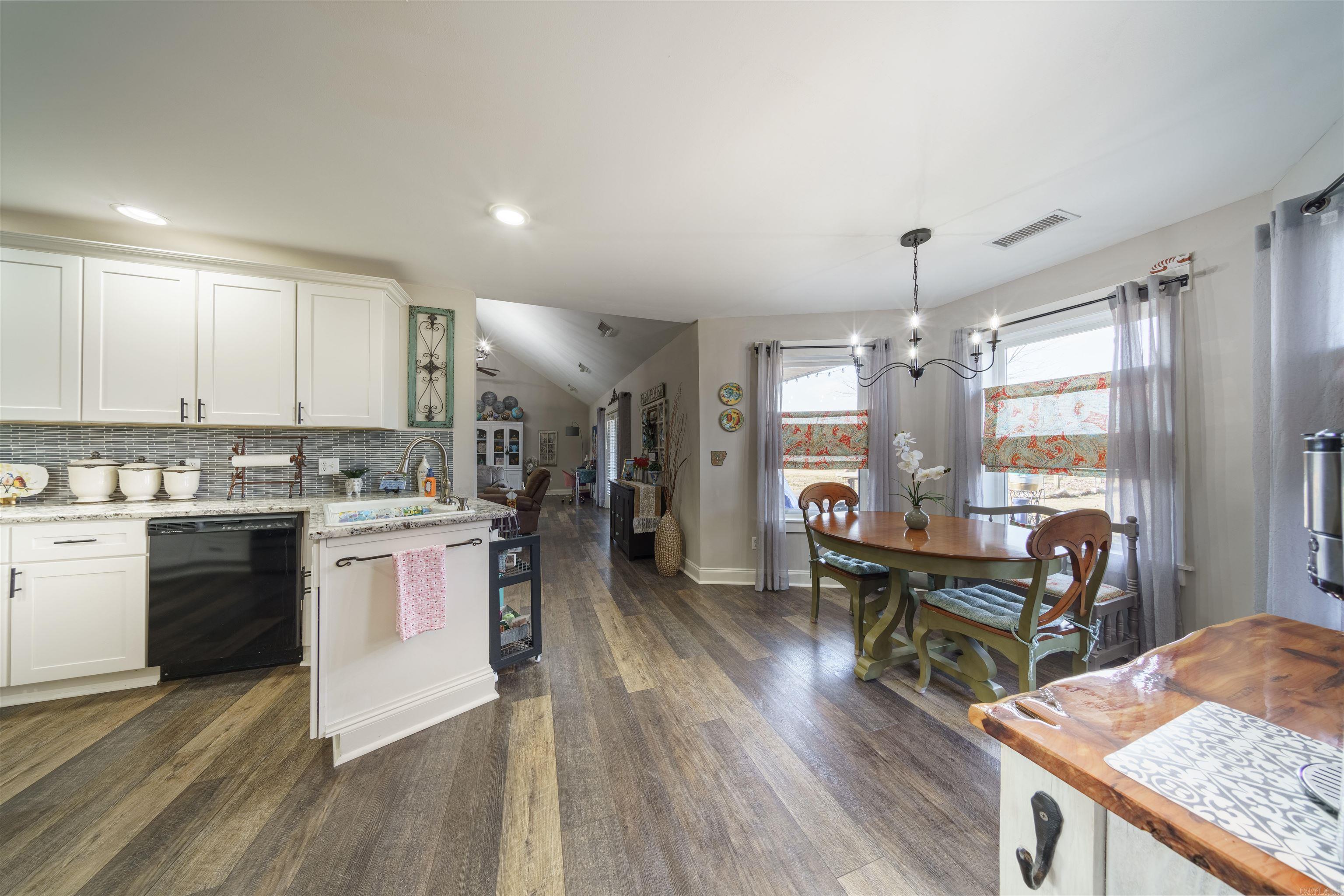 Double Oaks Estates - Residential