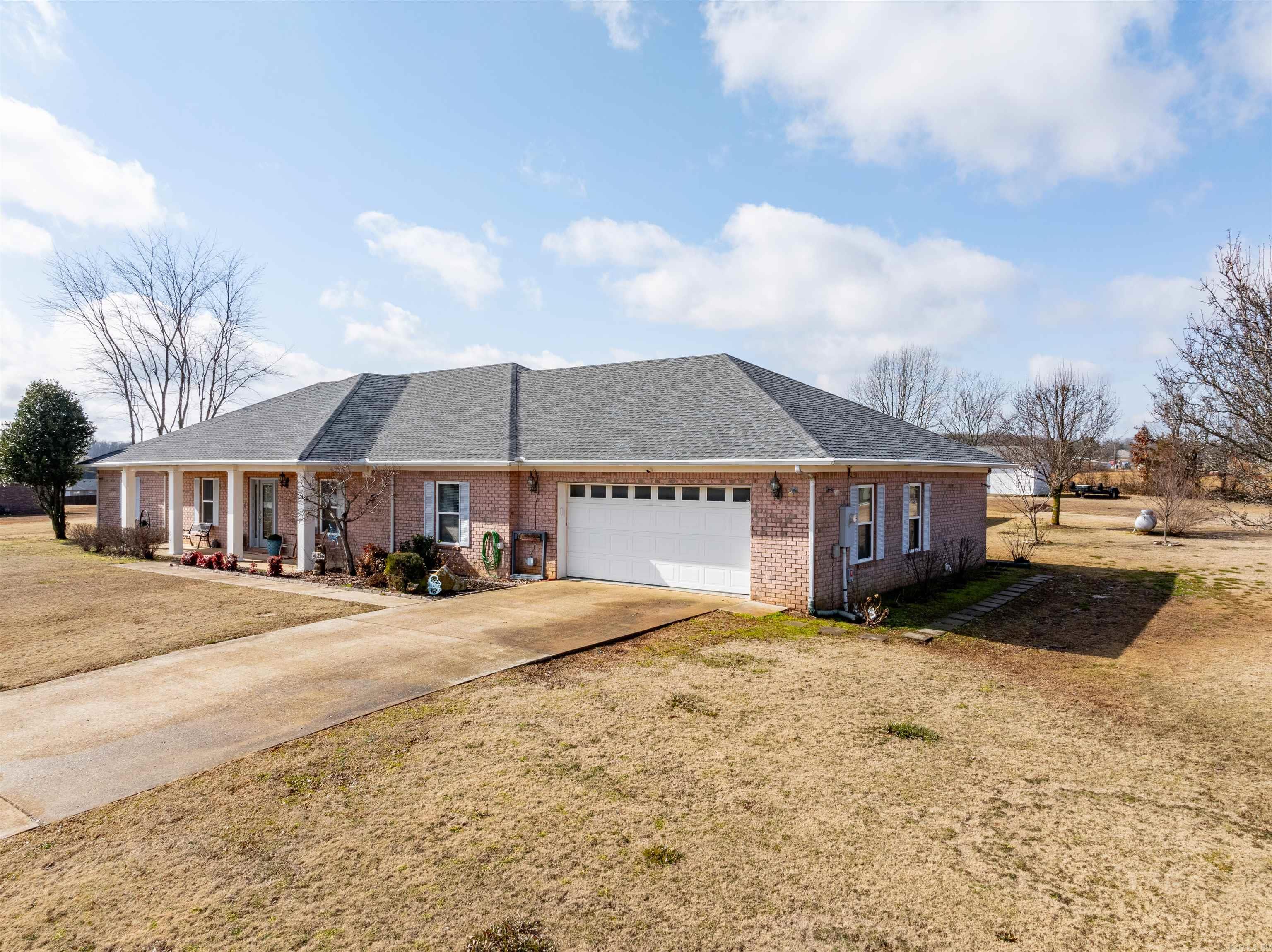 Double Oaks Estates - Residential