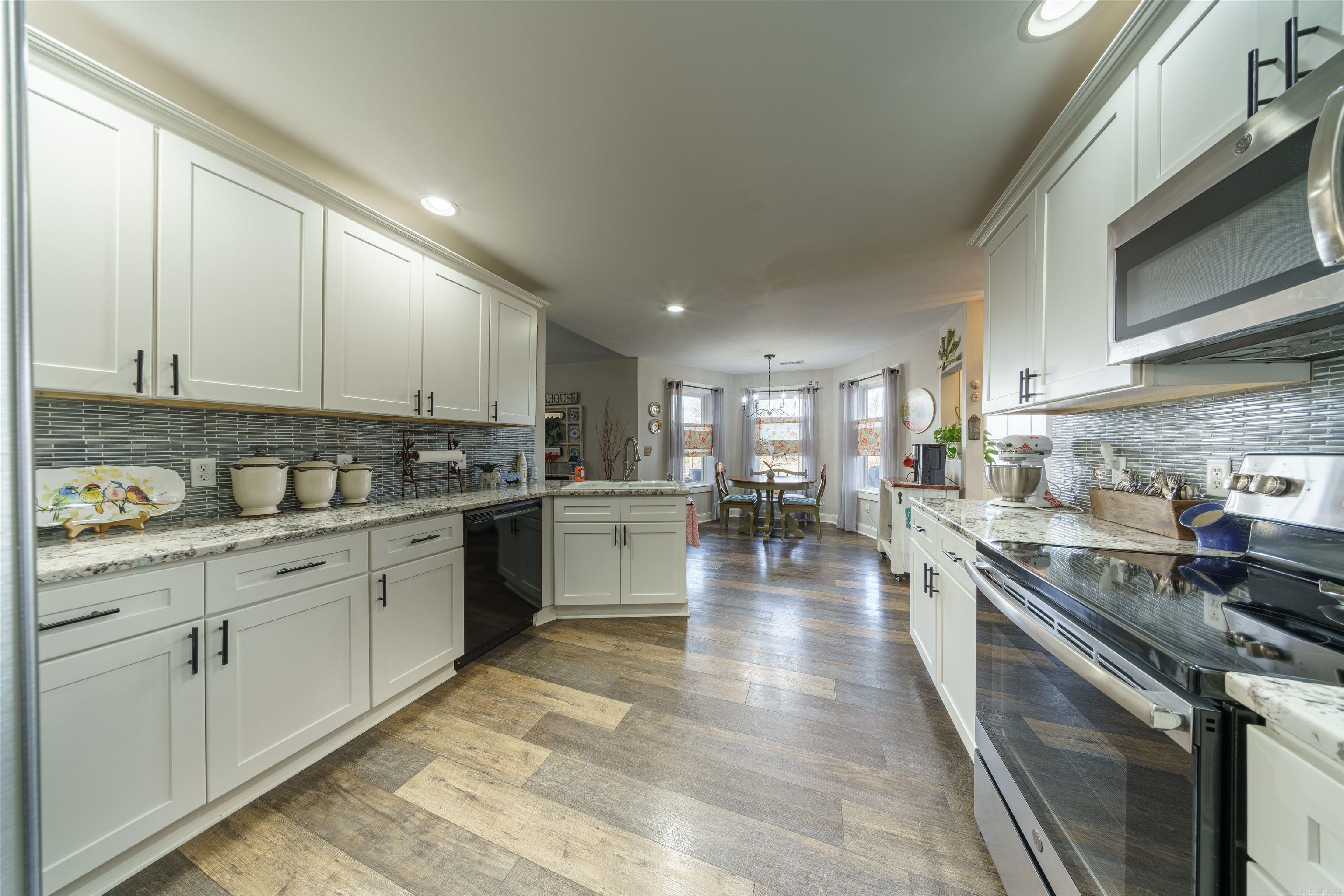 Double Oaks Estates - Residential