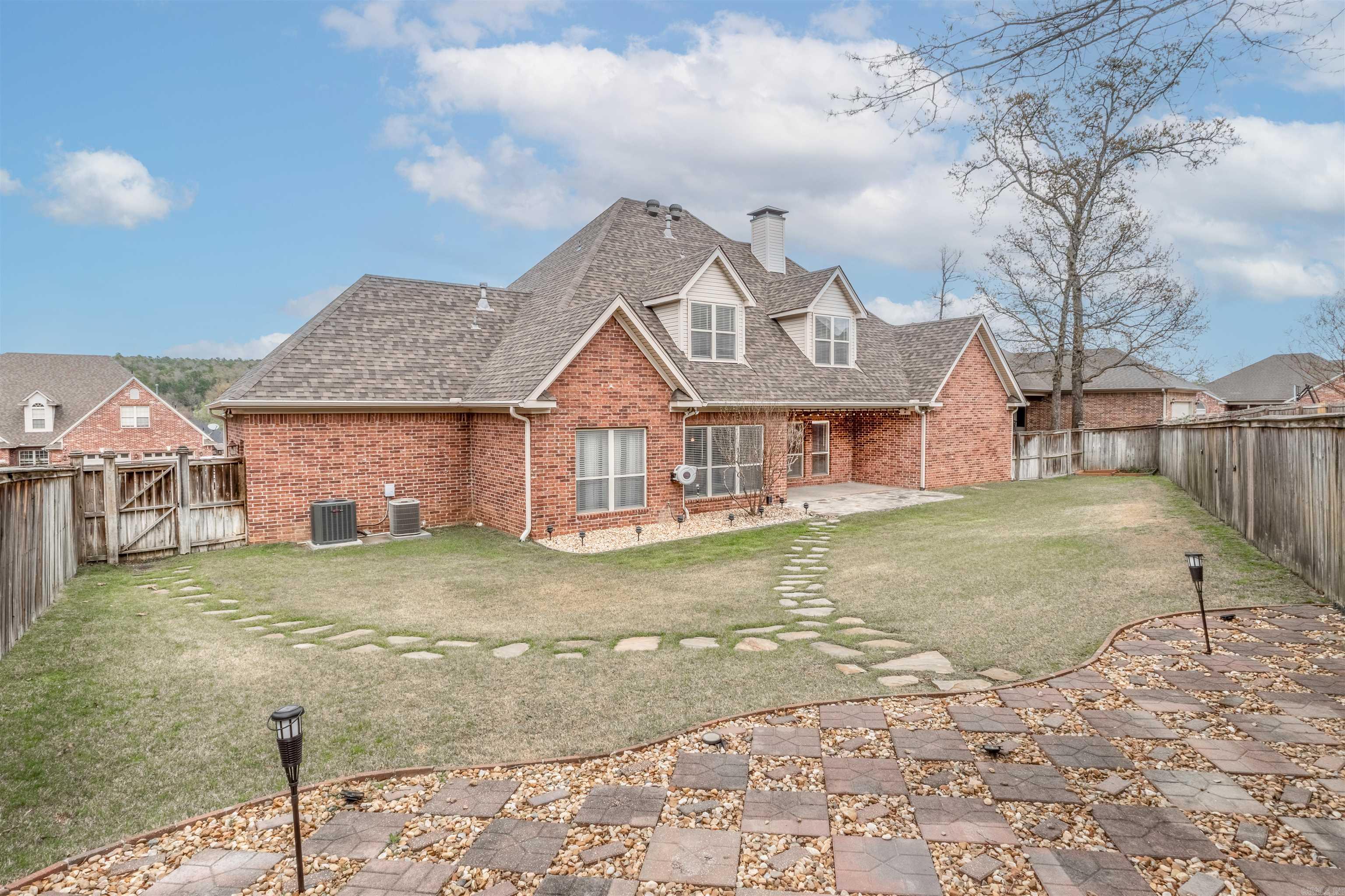 MAUMELLE VALLEY ESTATES - Residential