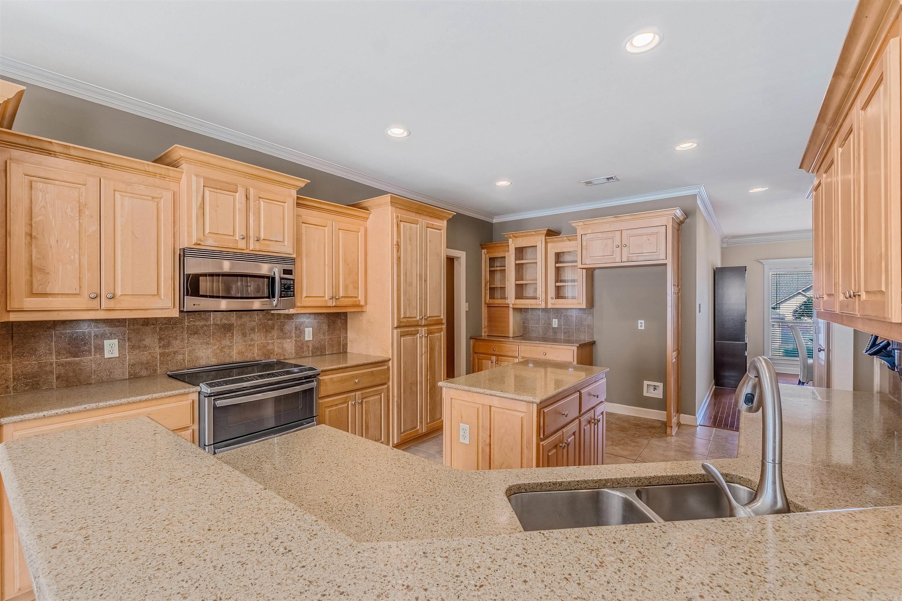 MAUMELLE VALLEY ESTATES - Residential