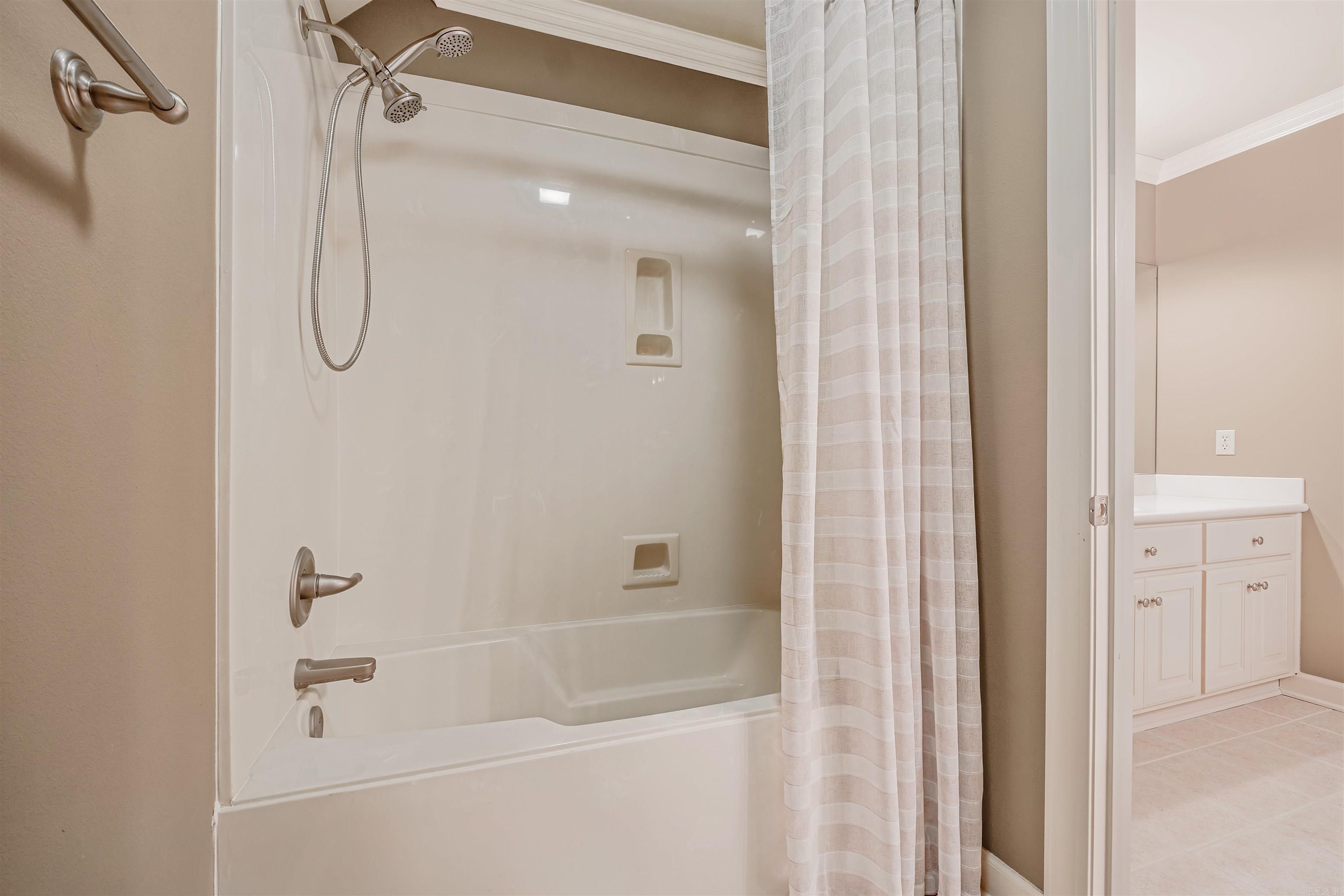 MAUMELLE VALLEY ESTATES - Residential