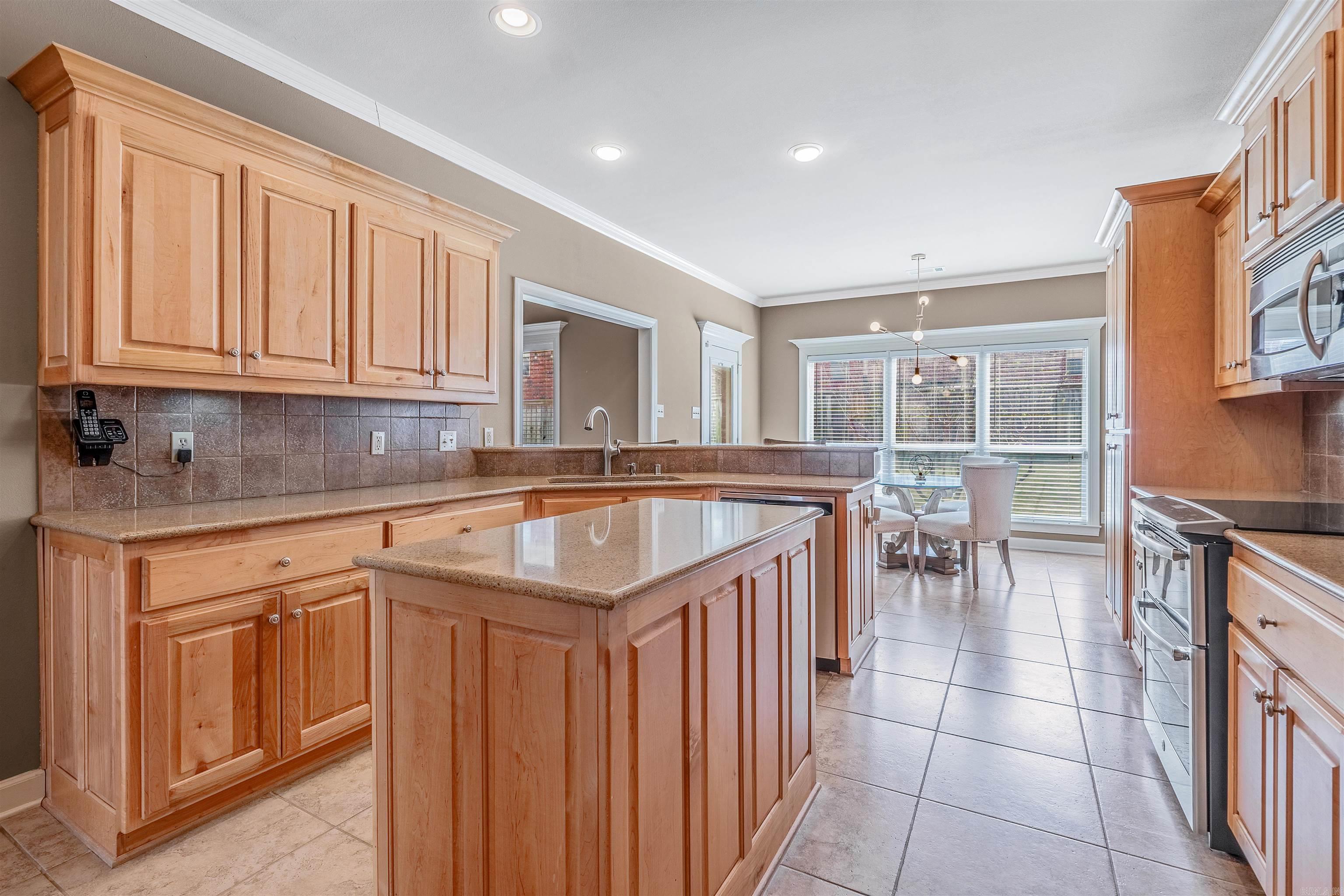 MAUMELLE VALLEY ESTATES - Residential