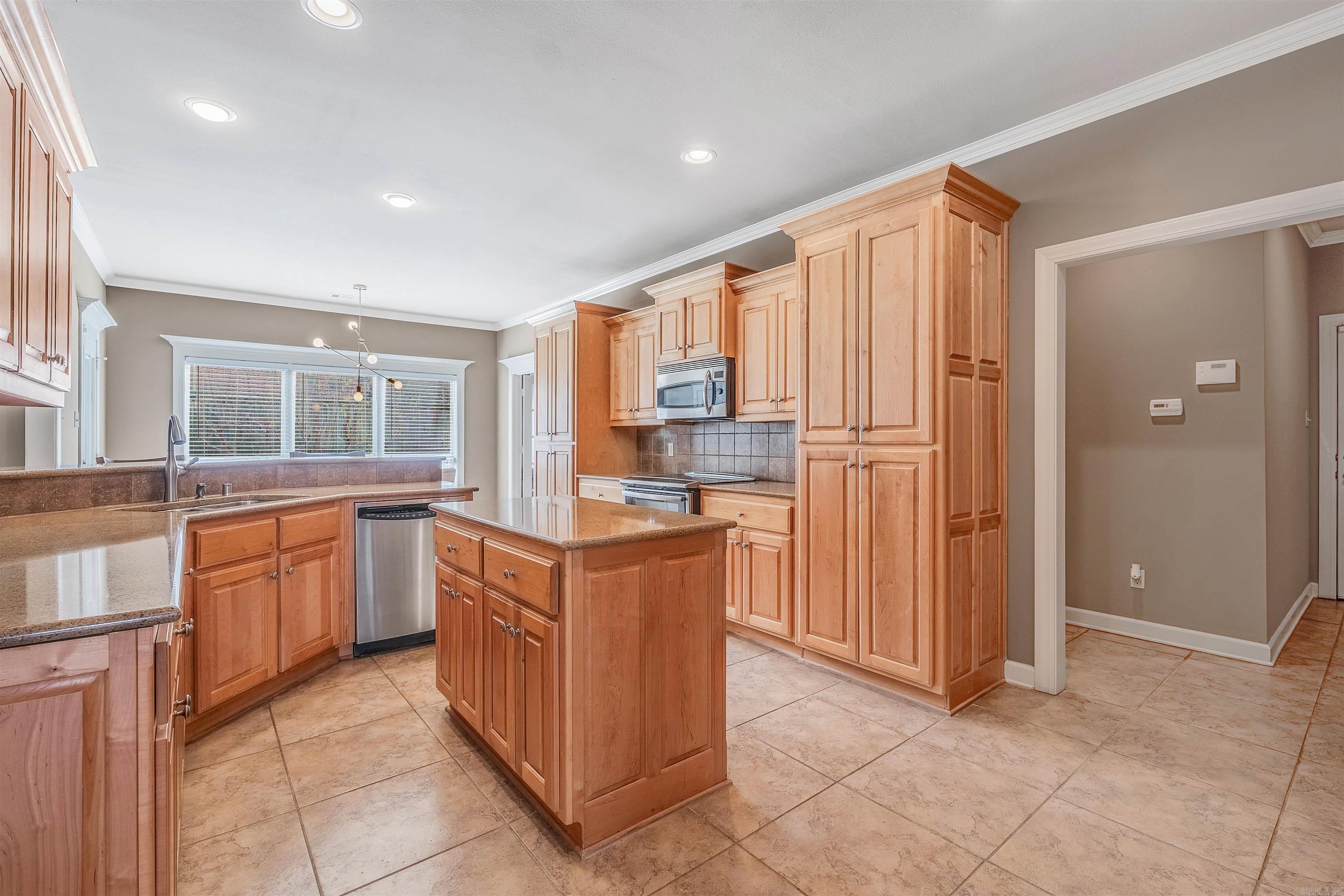 MAUMELLE VALLEY ESTATES - Residential