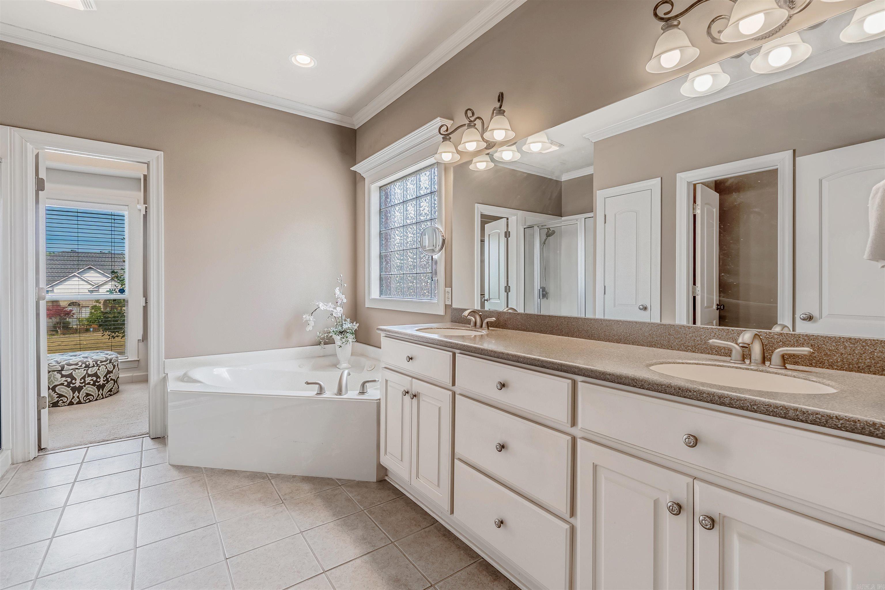 MAUMELLE VALLEY ESTATES - Residential