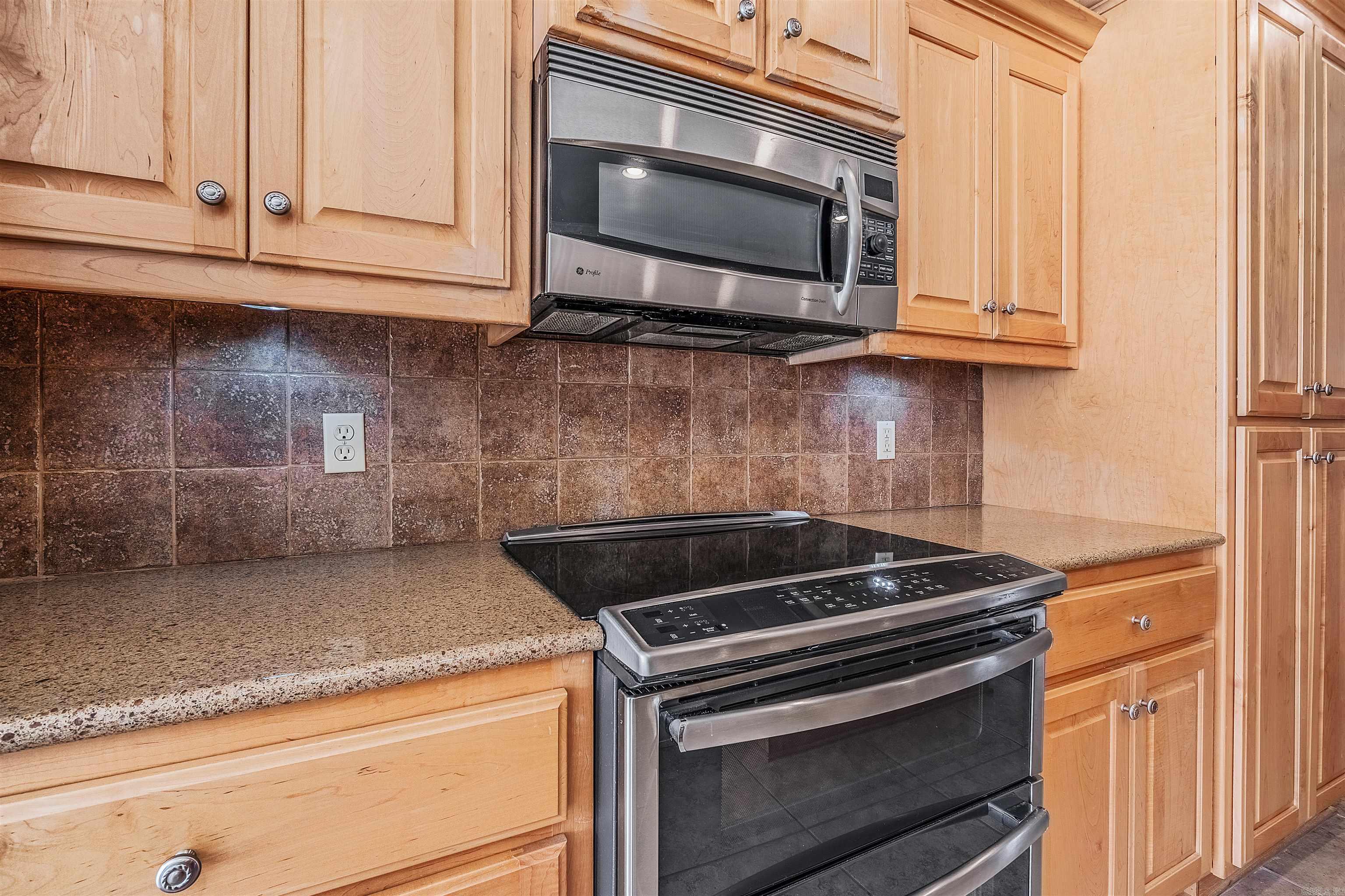 MAUMELLE VALLEY ESTATES - Residential