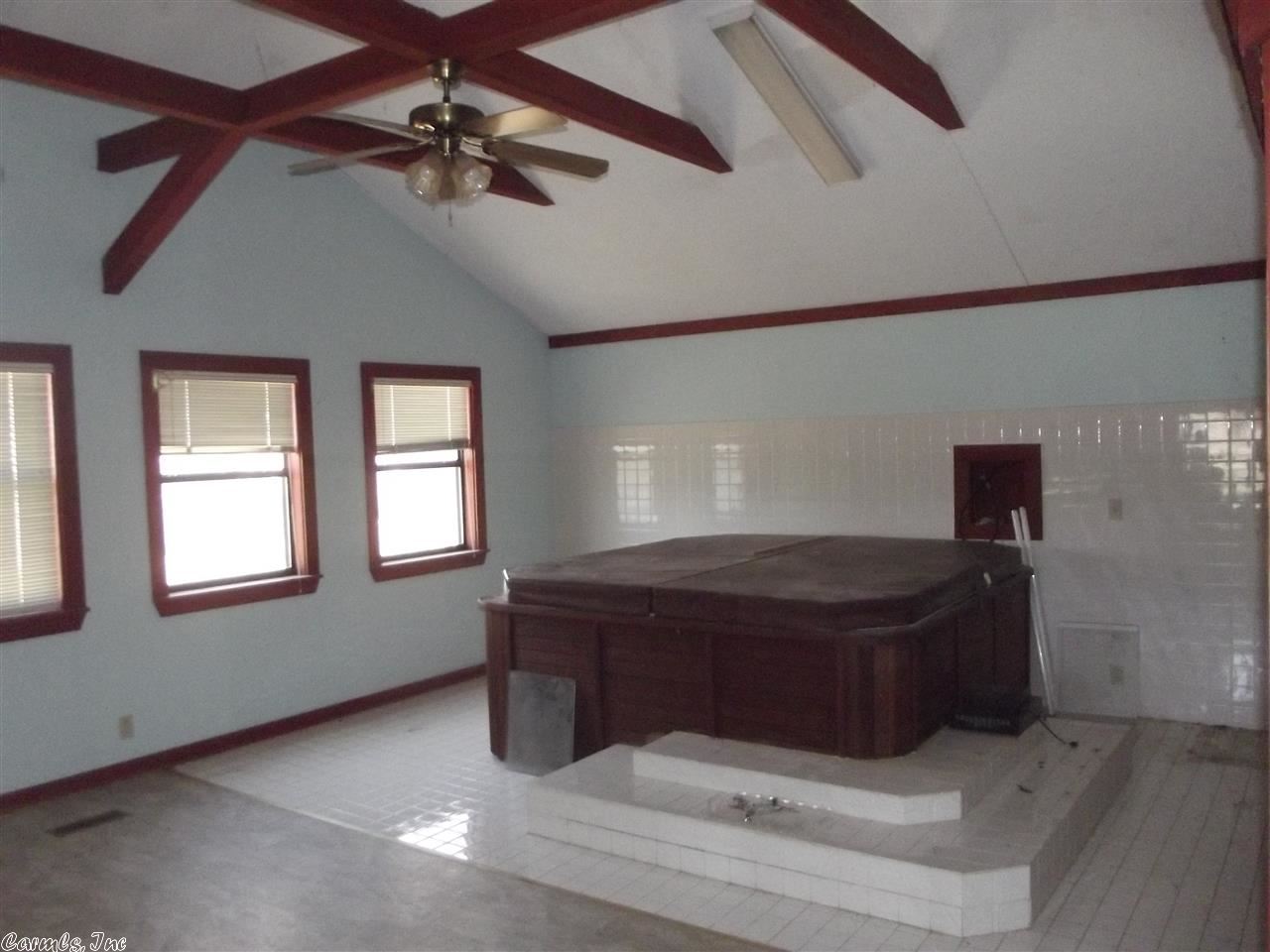 Jackson Heights - Residential