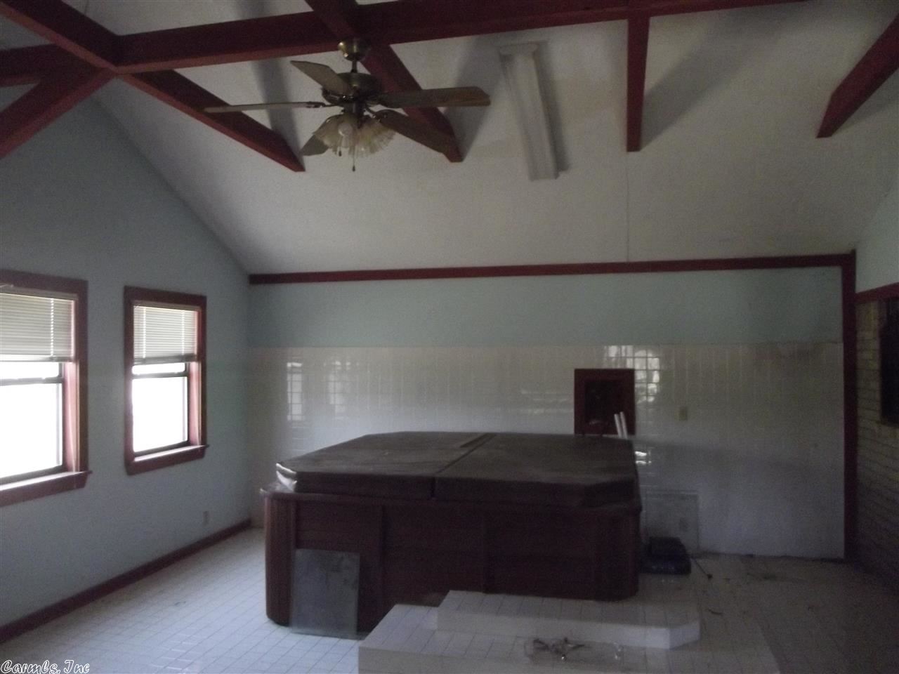 Jackson Heights - Residential