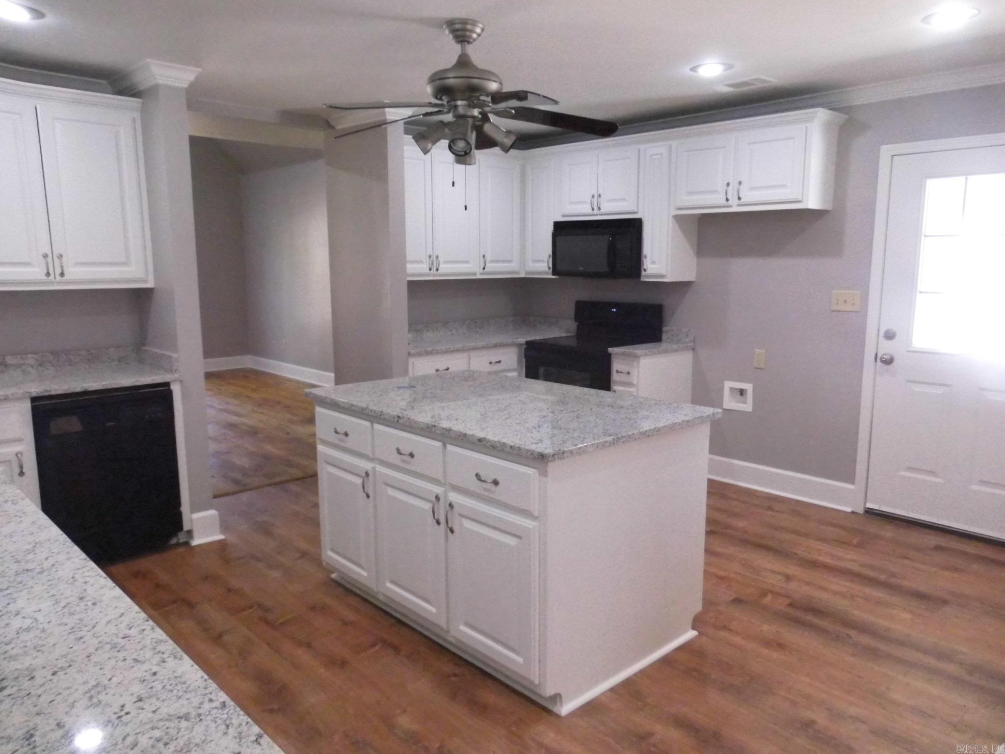 ANGEL COURT - Residential