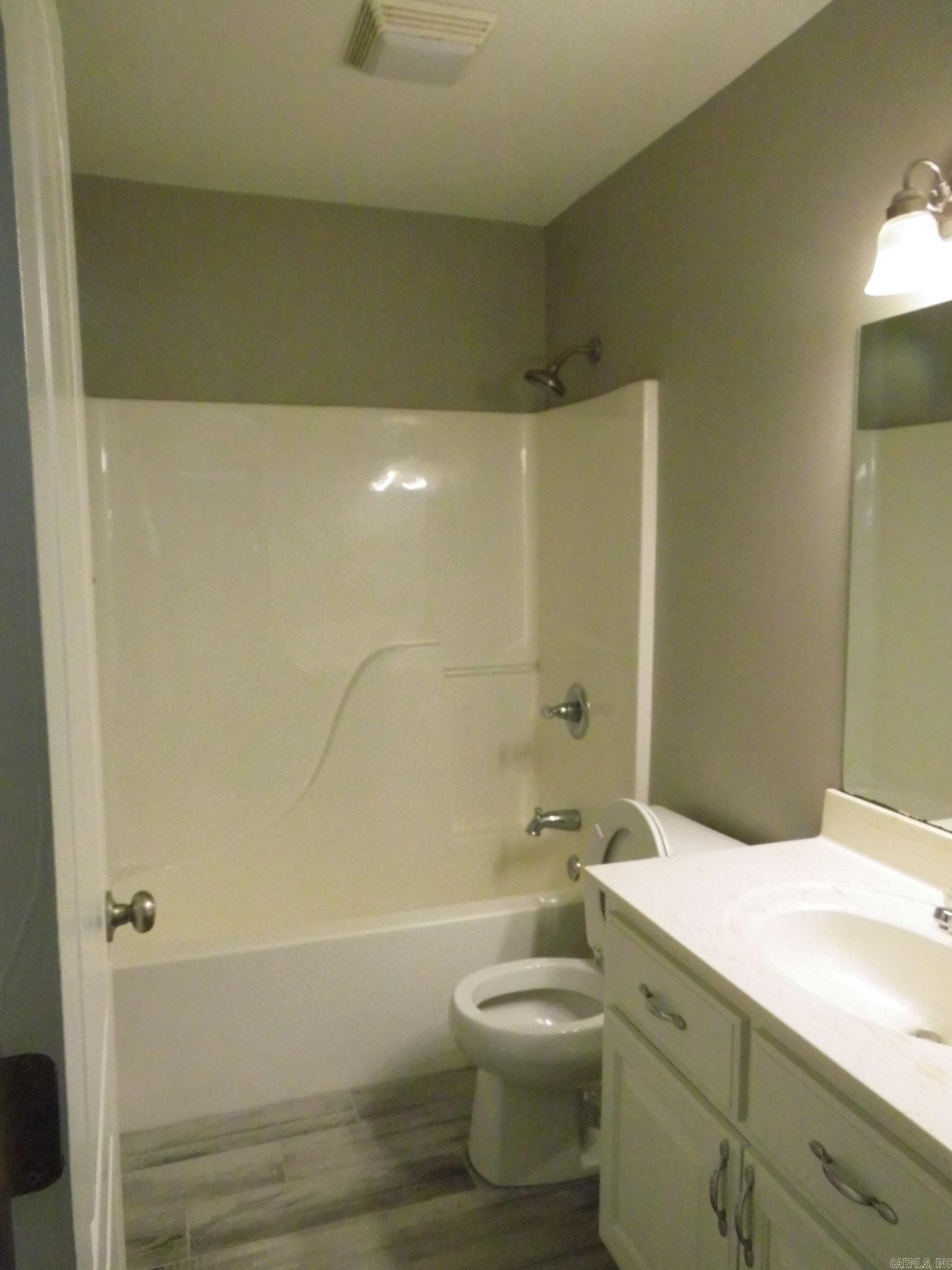 ANGEL COURT - Residential