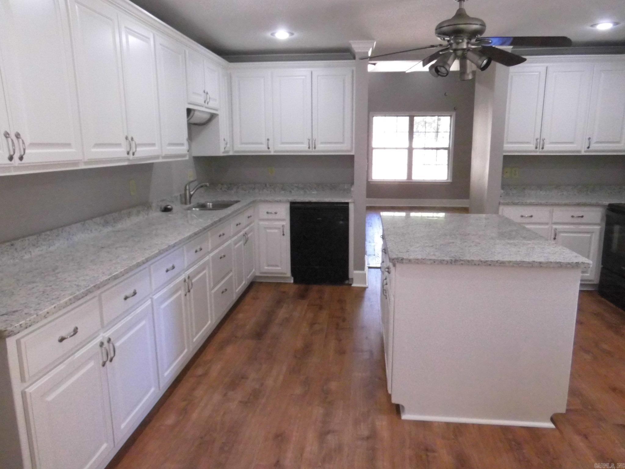 ANGEL COURT - Residential