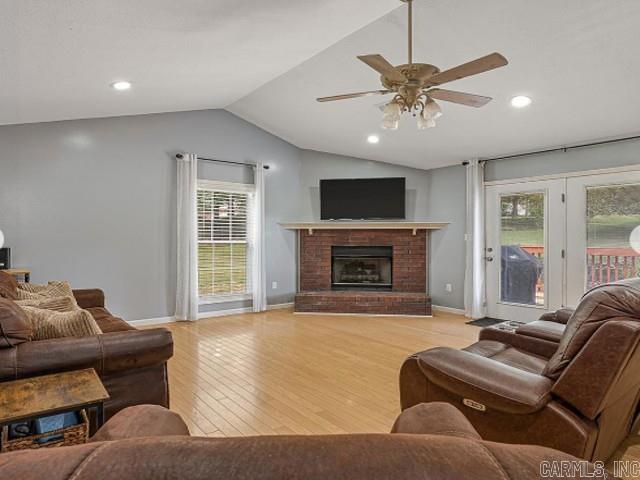 WINDING RIDGE - Residential