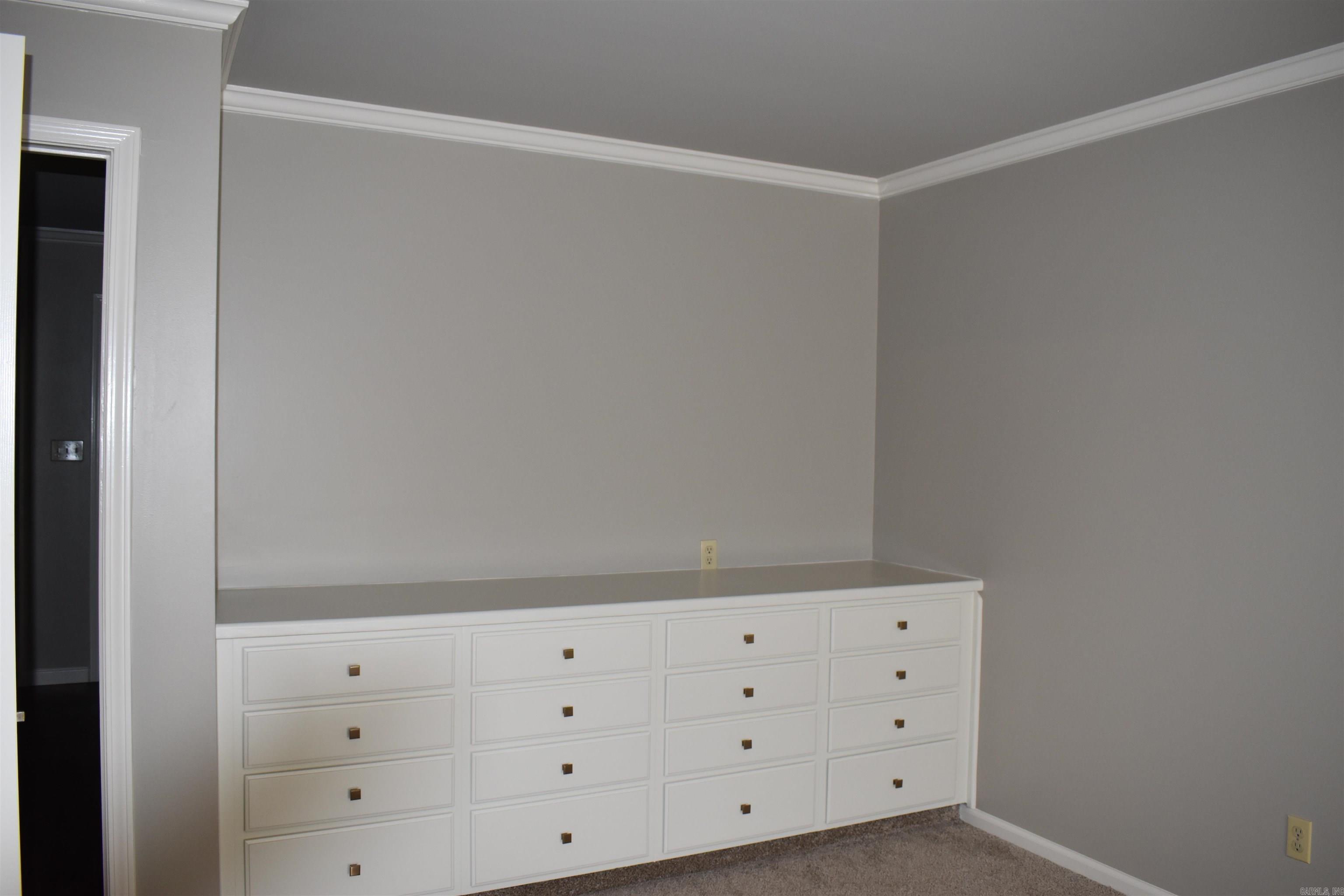 Sherwood Oaks - Residential