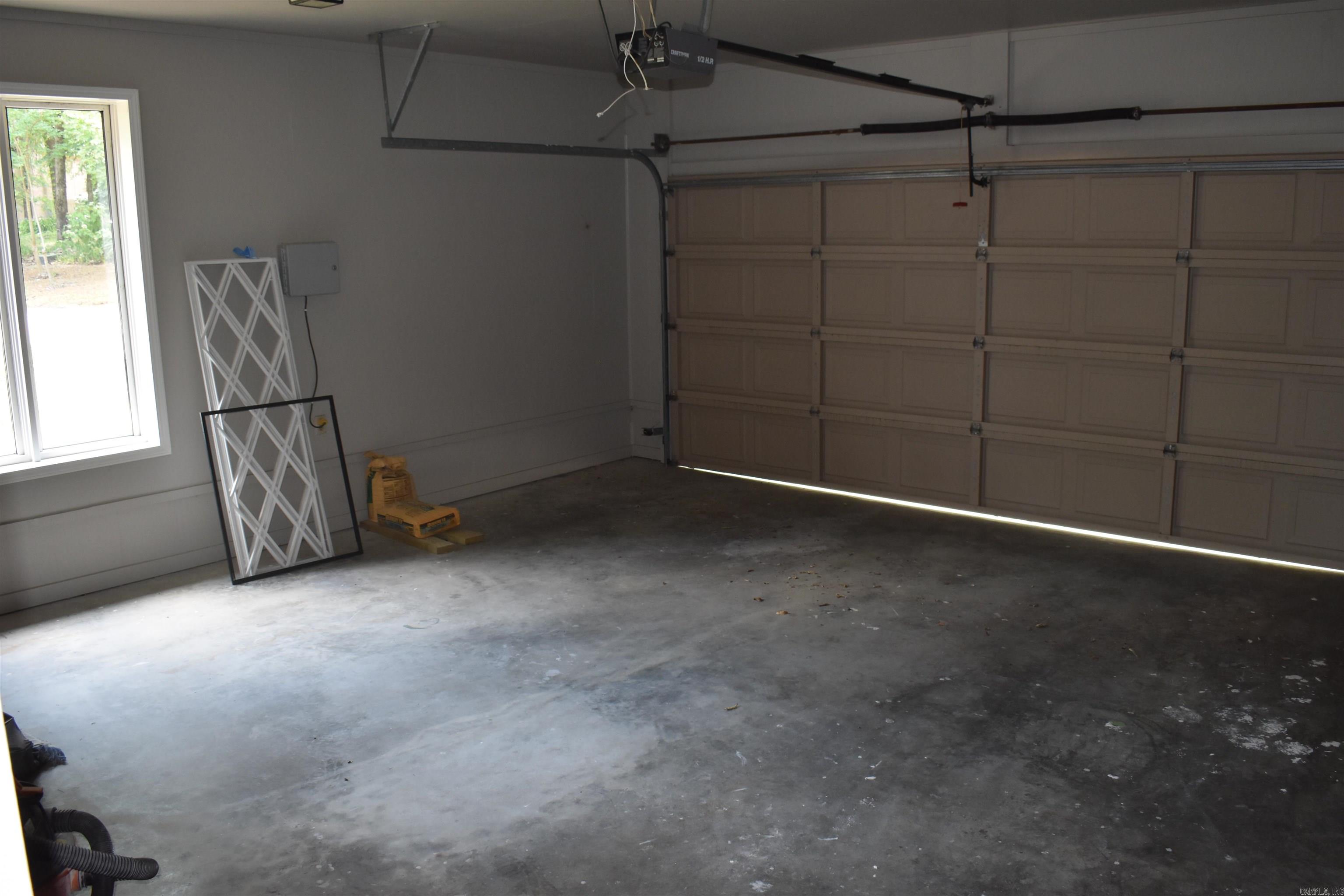 Sherwood Oaks - Residential