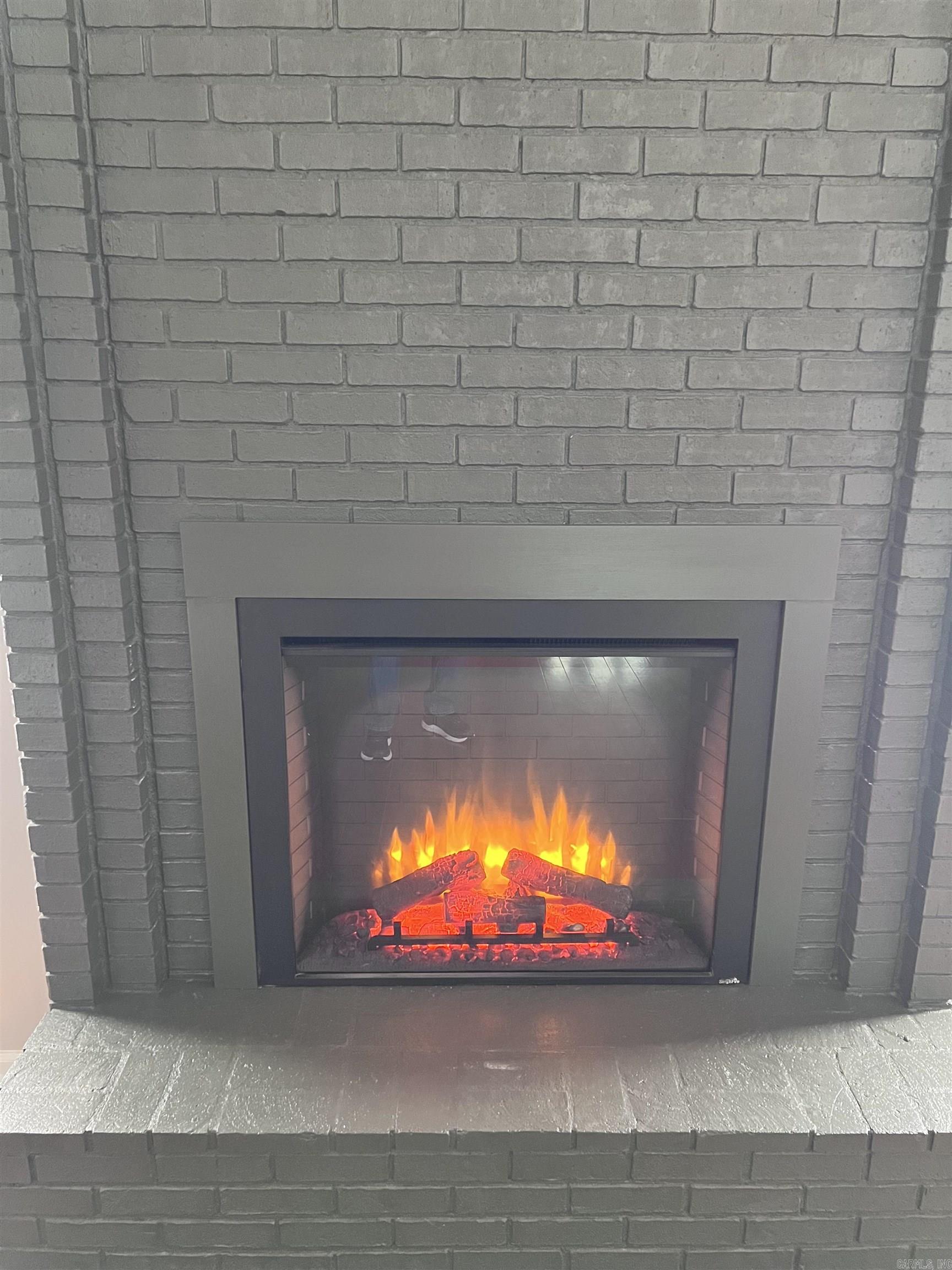 Sherwood Oaks - Residential