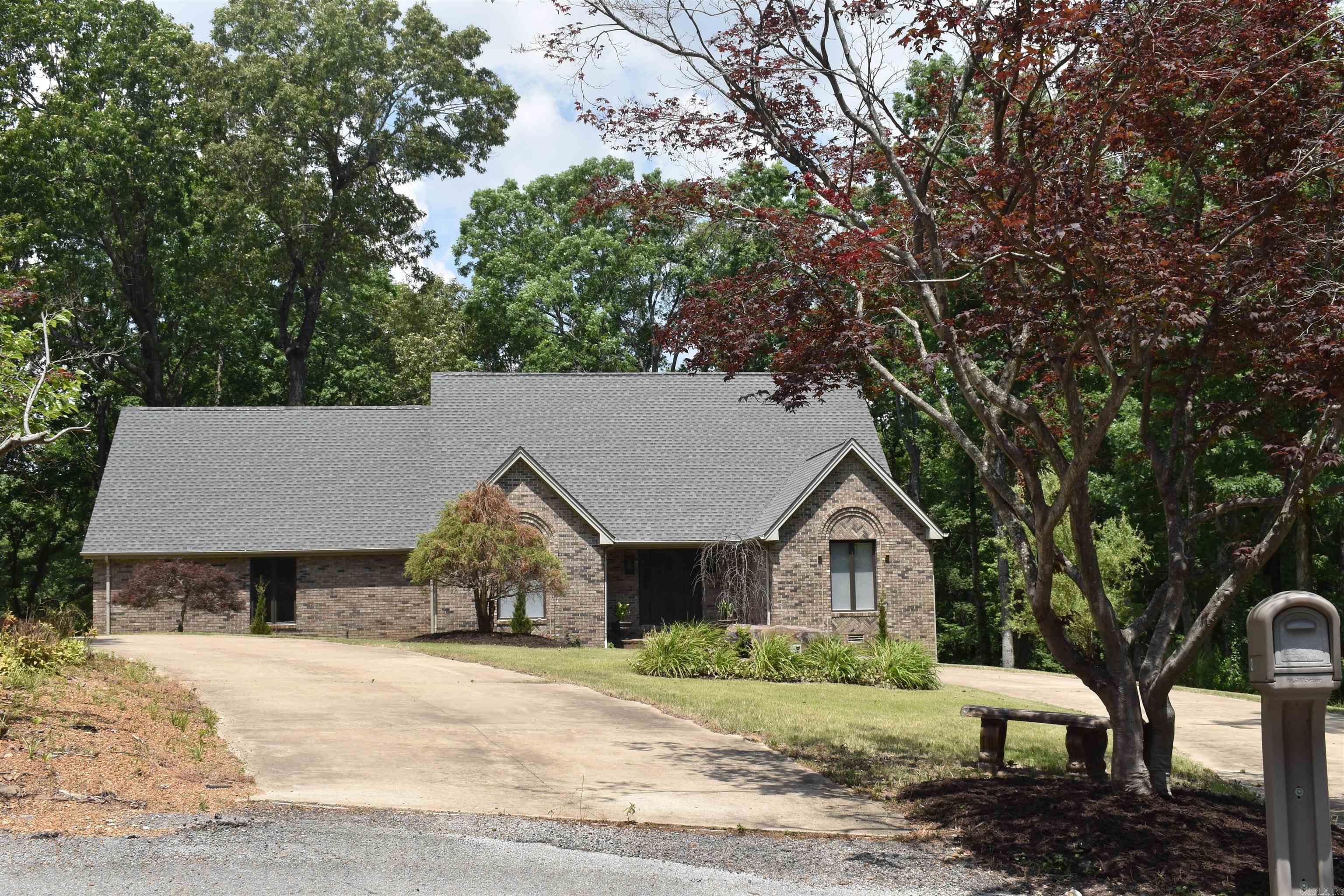 Sherwood Oaks - Residential