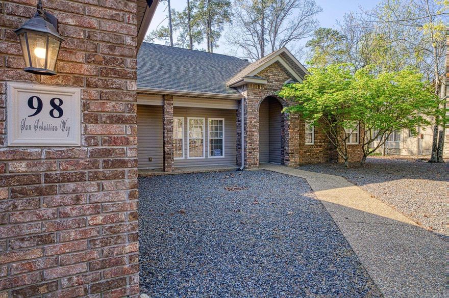 Golf course living in Hot Springs Village with a front-row view of Coronado’s #6 green and #7 tee box. This well-positioned home offers a functional layout with comfortable living spaces and easy indoor-outdoor flow. Enjoy peaceful mornings and relaxing evenings overlooking the course from your private patio. Furnishings are negotiable with an acceptable offer, providing added flexibility for buyers. Conveniently located near golf, lakes, and Village amenities. Agents kindly review agent remarks.