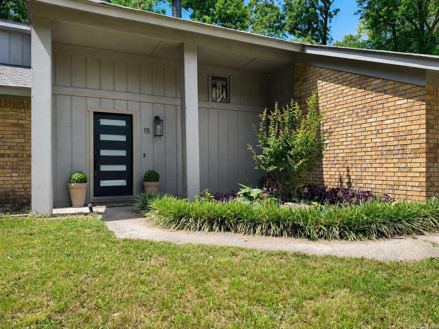 SMOKING OAKS ADD - Residential