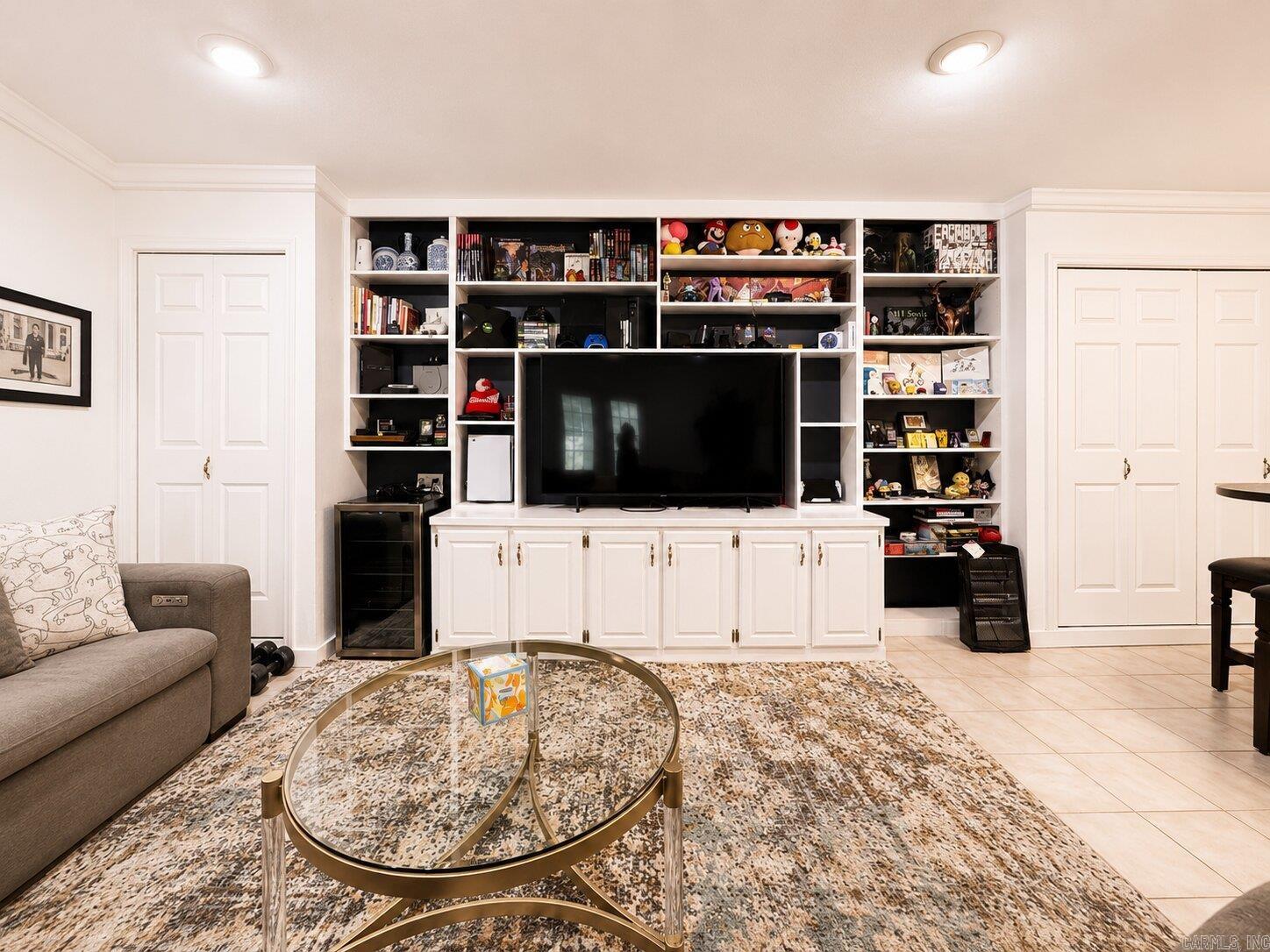 SMOKING OAKS ADD - Residential