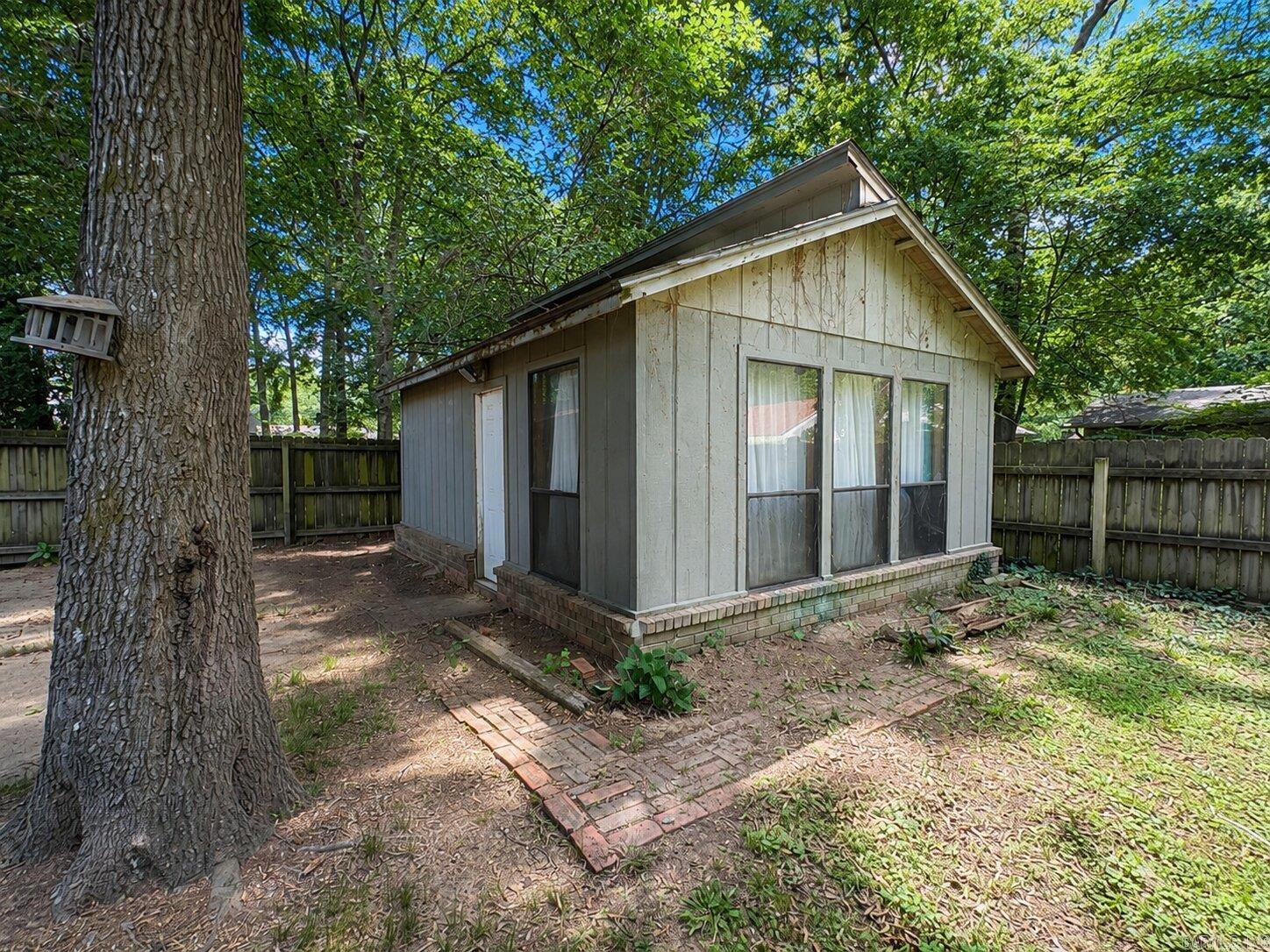 SMOKING OAKS ADD - Residential
