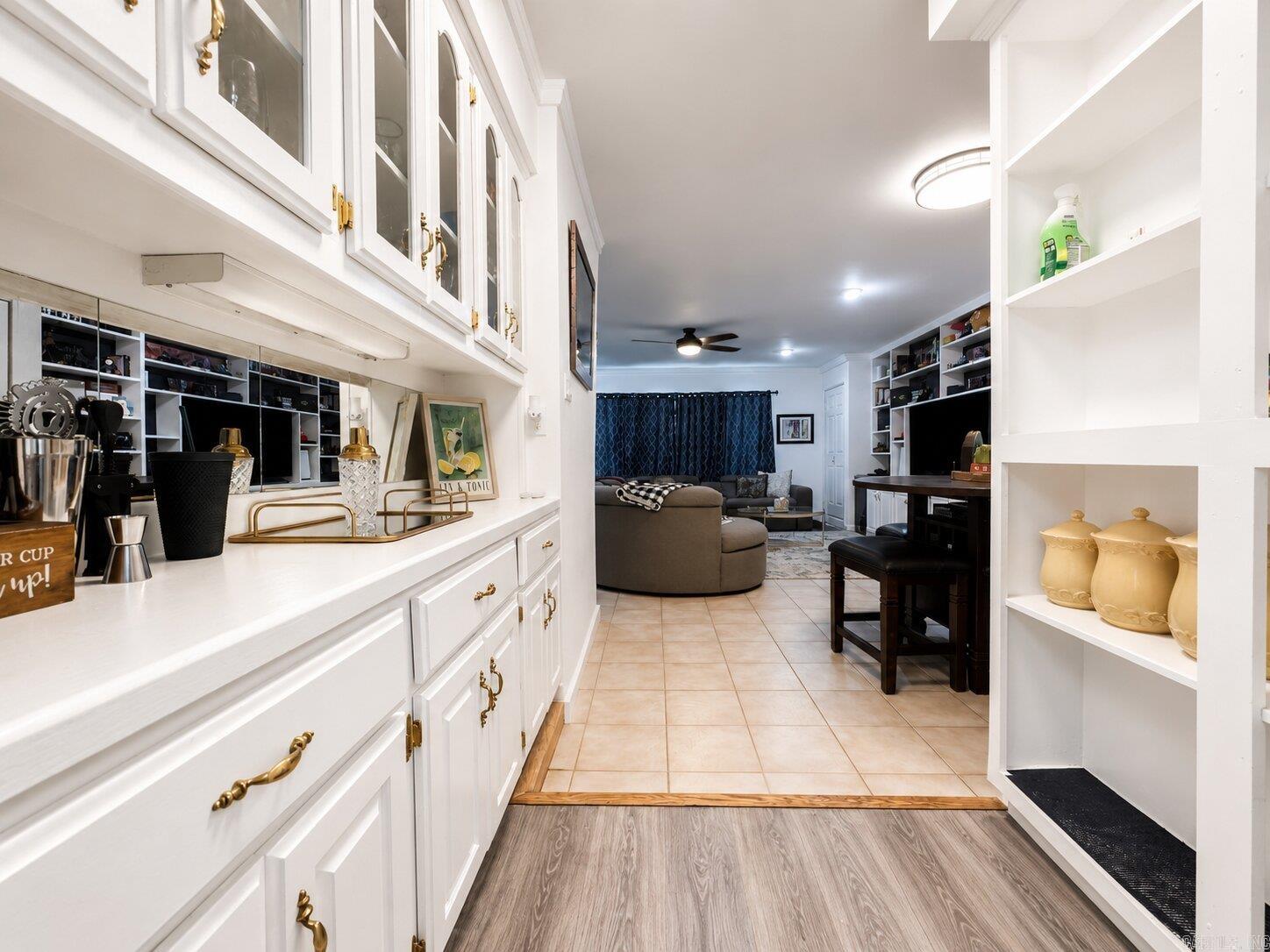 SMOKING OAKS ADD - Residential