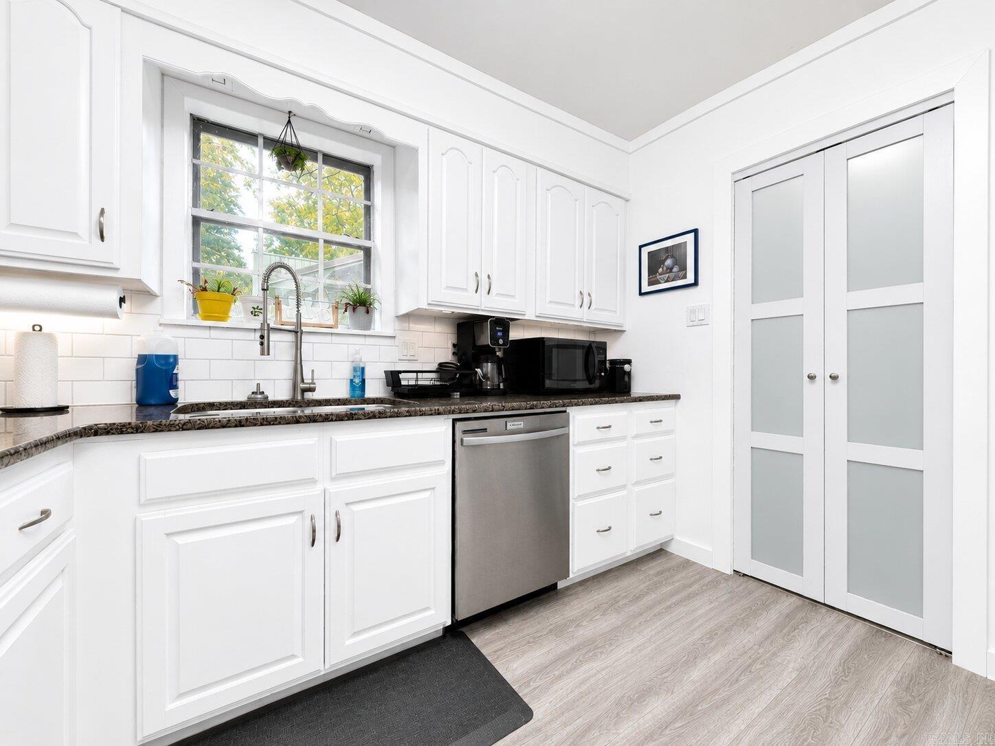 SMOKING OAKS ADD - Residential