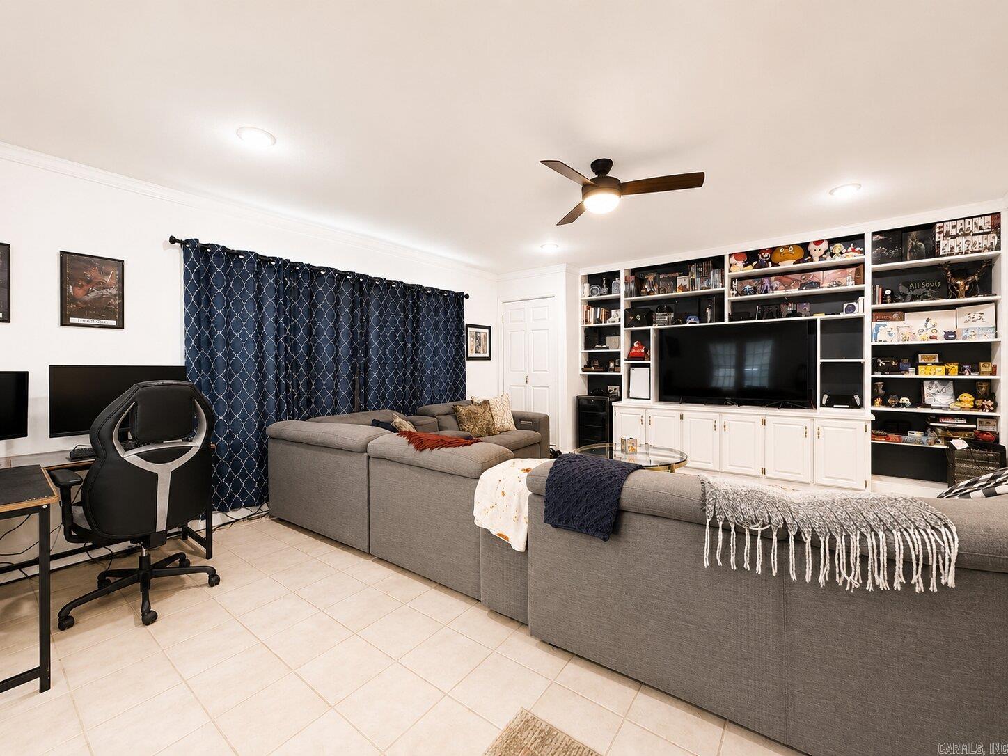 SMOKING OAKS ADD - Residential