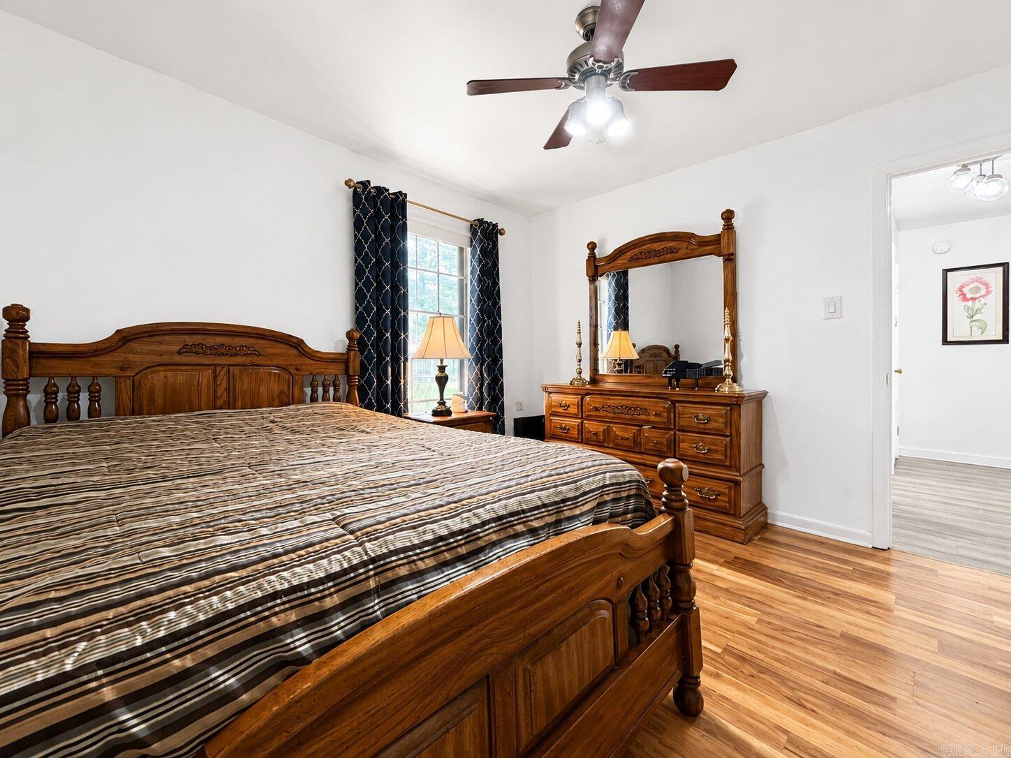 SMOKING OAKS ADD - Residential