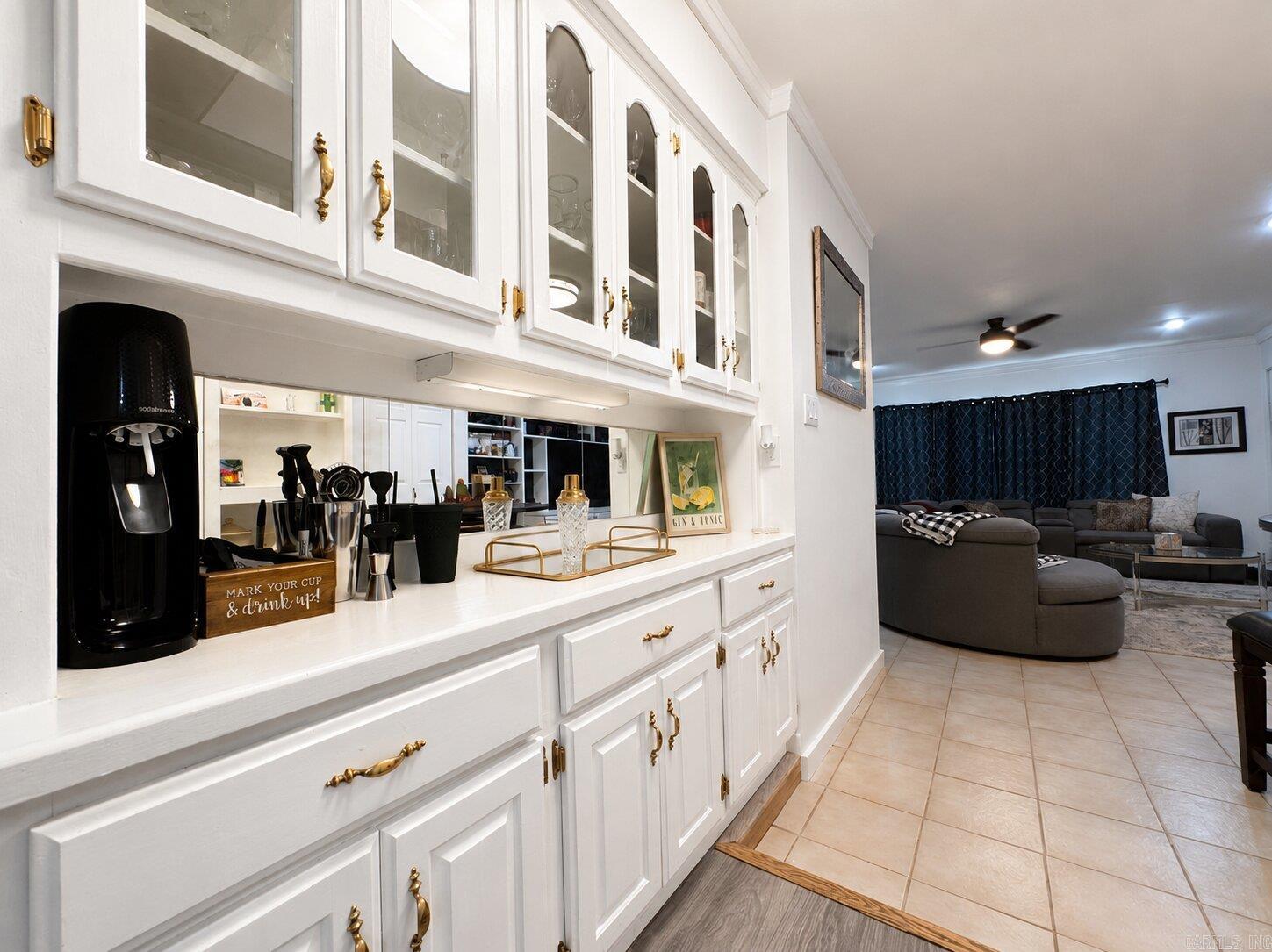 SMOKING OAKS ADD - Residential