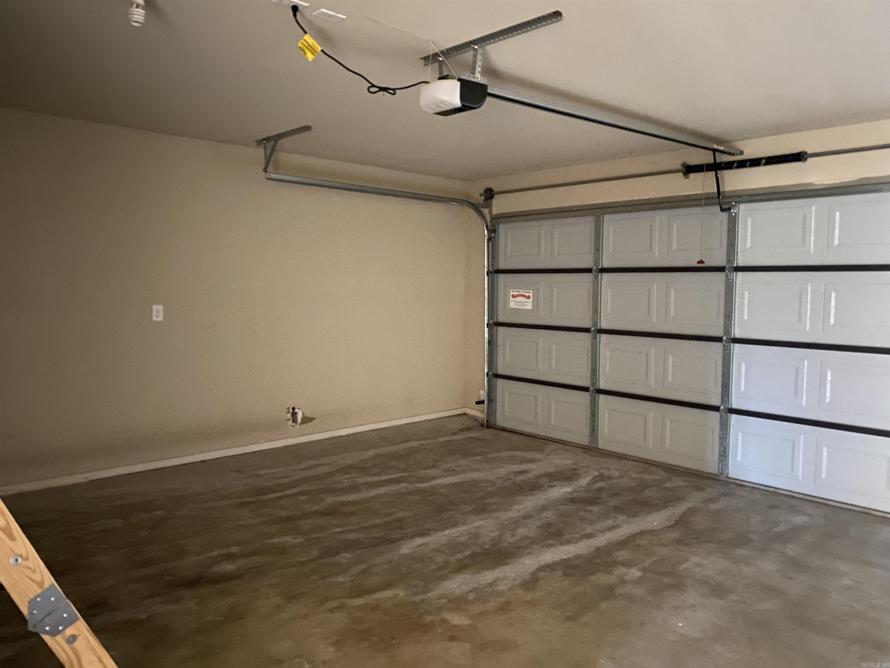 BENJAMIN GROVE - Residential