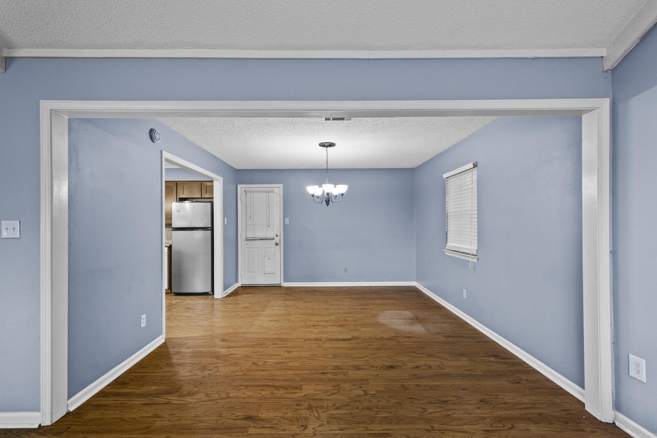 STONEWALL - Residential