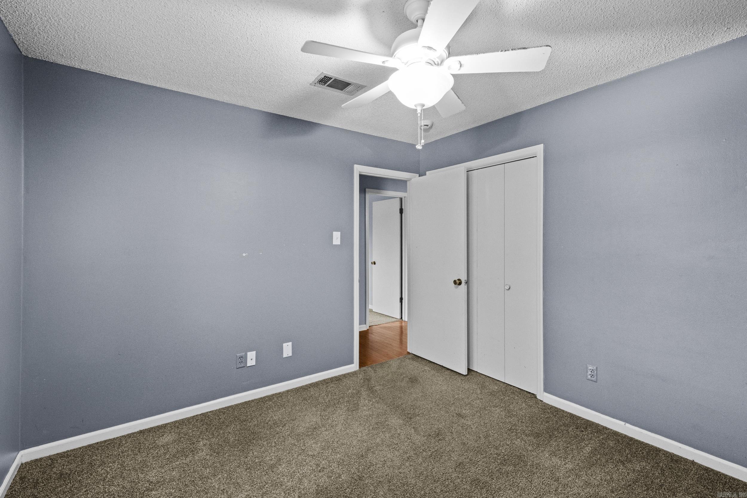 STONEWALL - Residential