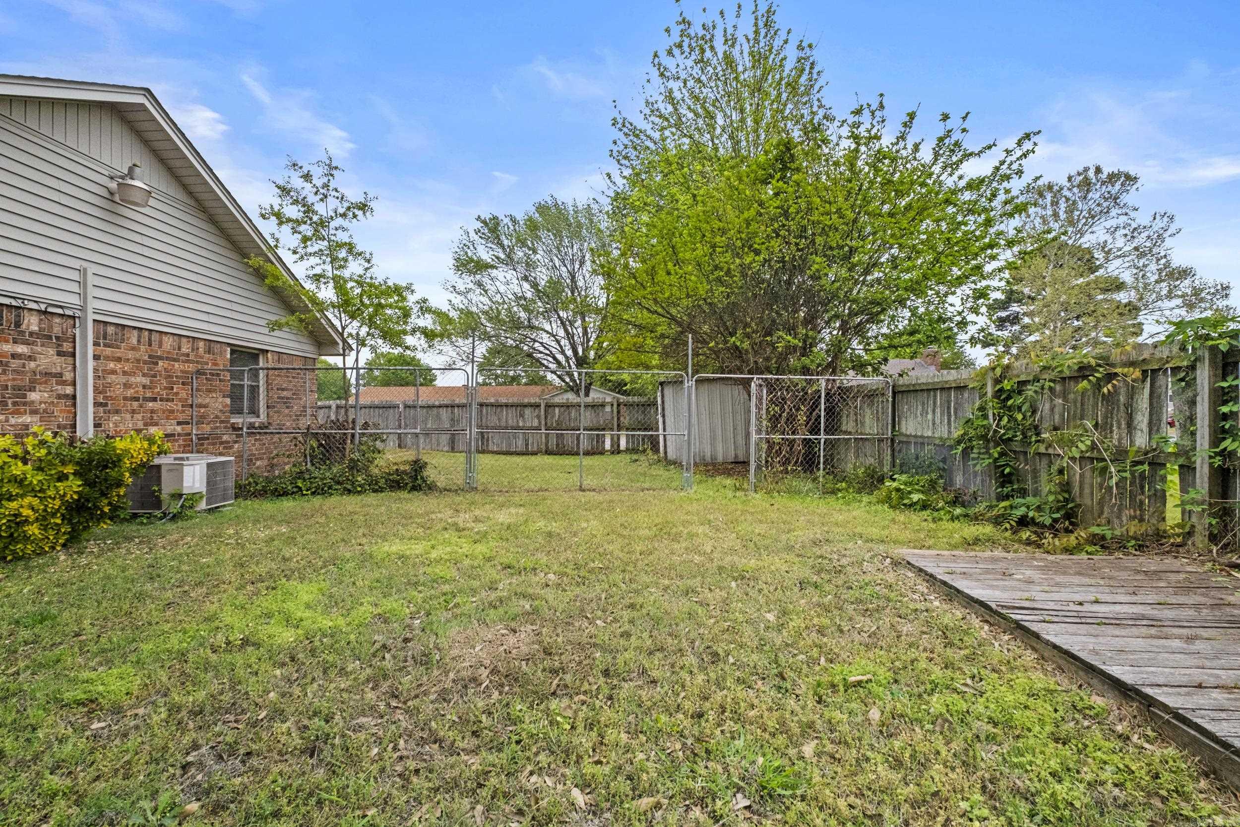 STONEWALL - Residential